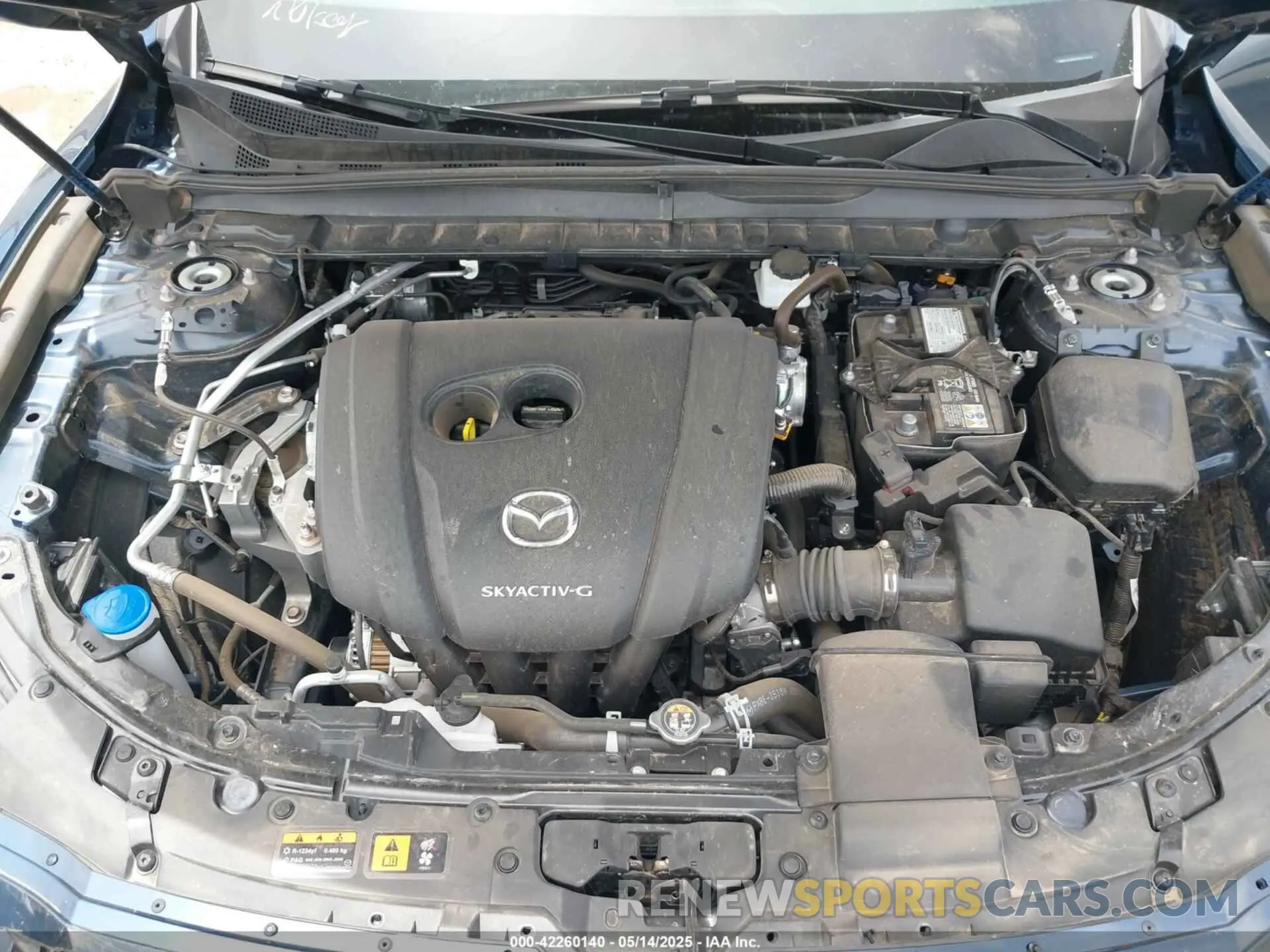 10 Photograph of a damaged car 7MMVABAM6RN239990 MAZDA CX-50 2024