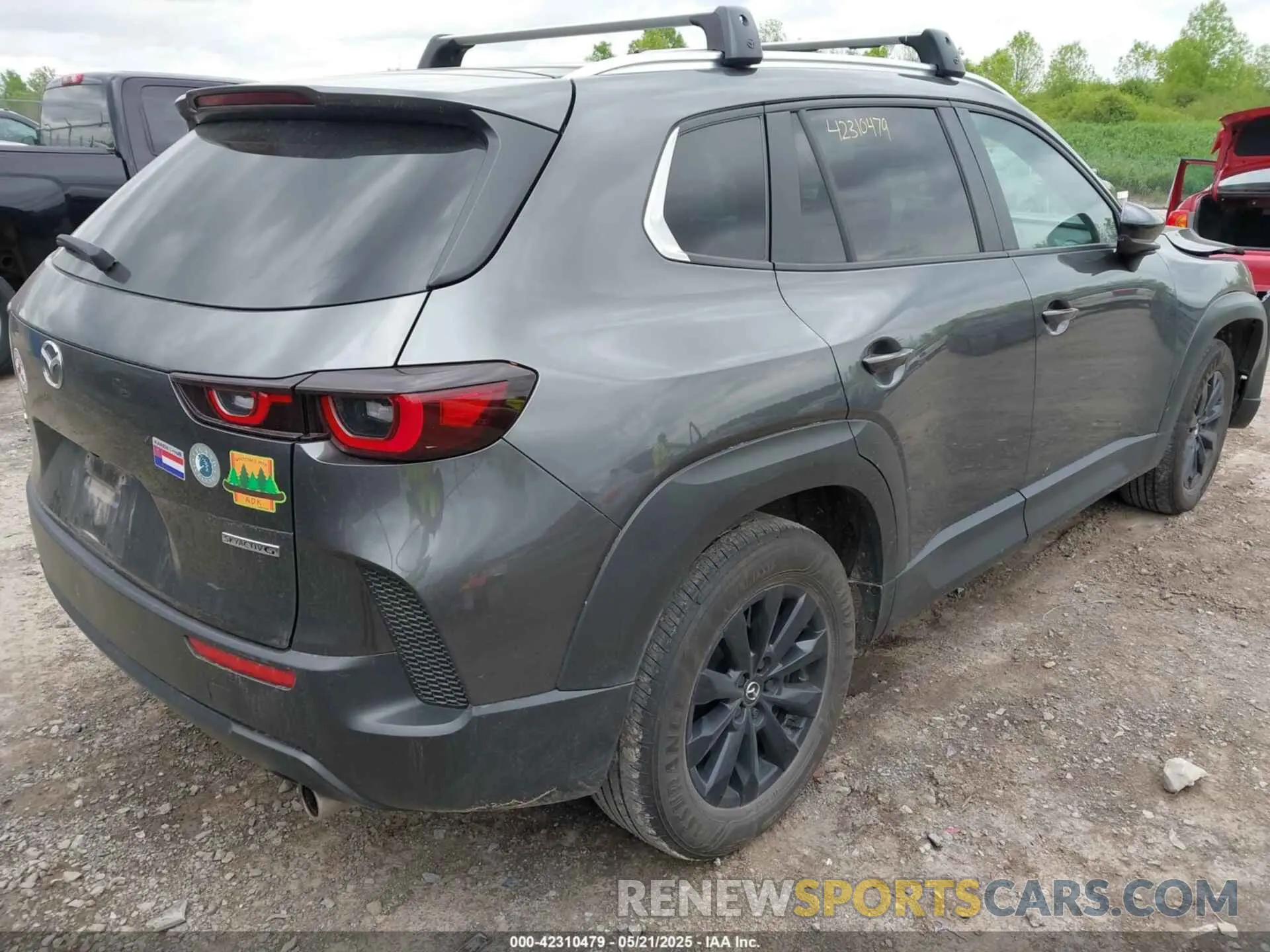 4 Photograph of a damaged car 7MMVABAM8RN183437 MAZDA CX-50 2024