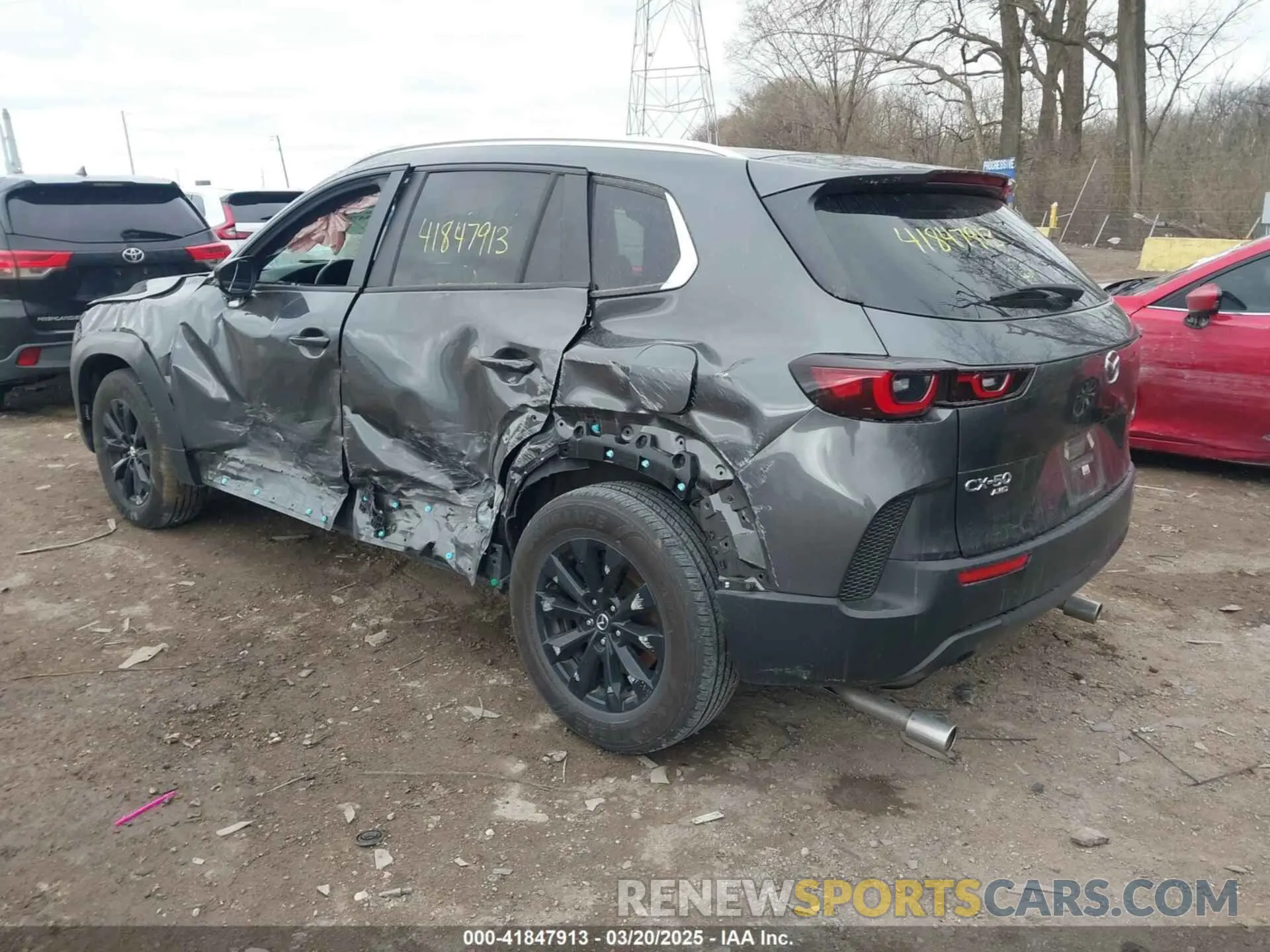 3 Photograph of a damaged car 7MMVABAM9RN165867 MAZDA CX-50 2024
