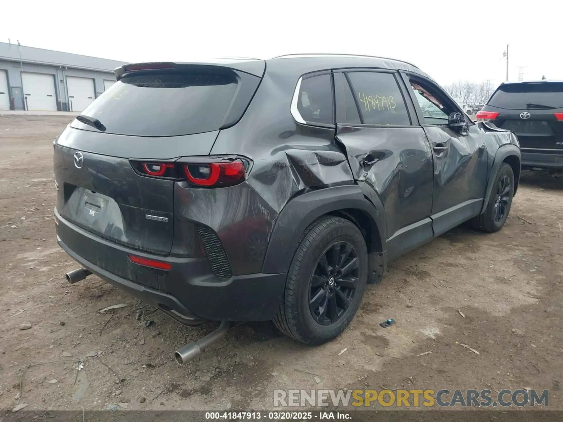 4 Photograph of a damaged car 7MMVABAM9RN165867 MAZDA CX-50 2024