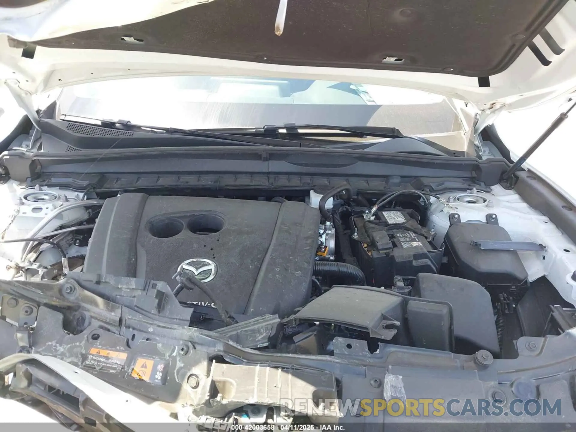 10 Photograph of a damaged car 7MMVABAM9RN238736 MAZDA CX-50 2024