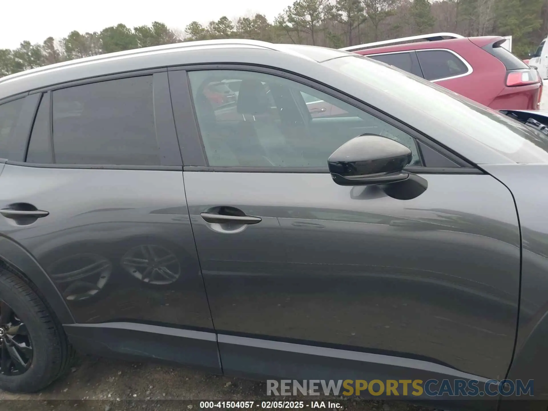13 Photograph of a damaged car 7MMVABBM1RN187800 MAZDA CX-50 2024