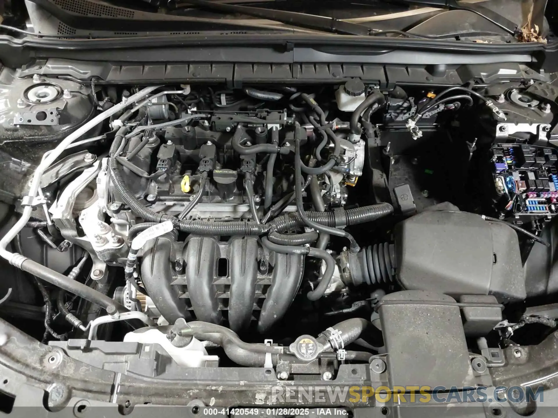 10 Photograph of a damaged car 7MMVABBM2RN209867 MAZDA CX-50 2024