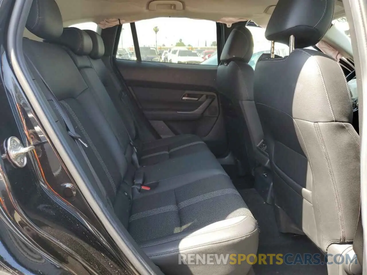 11 Photograph of a damaged car 7MMVABBM3RN175728 MAZDA CX-50 2024