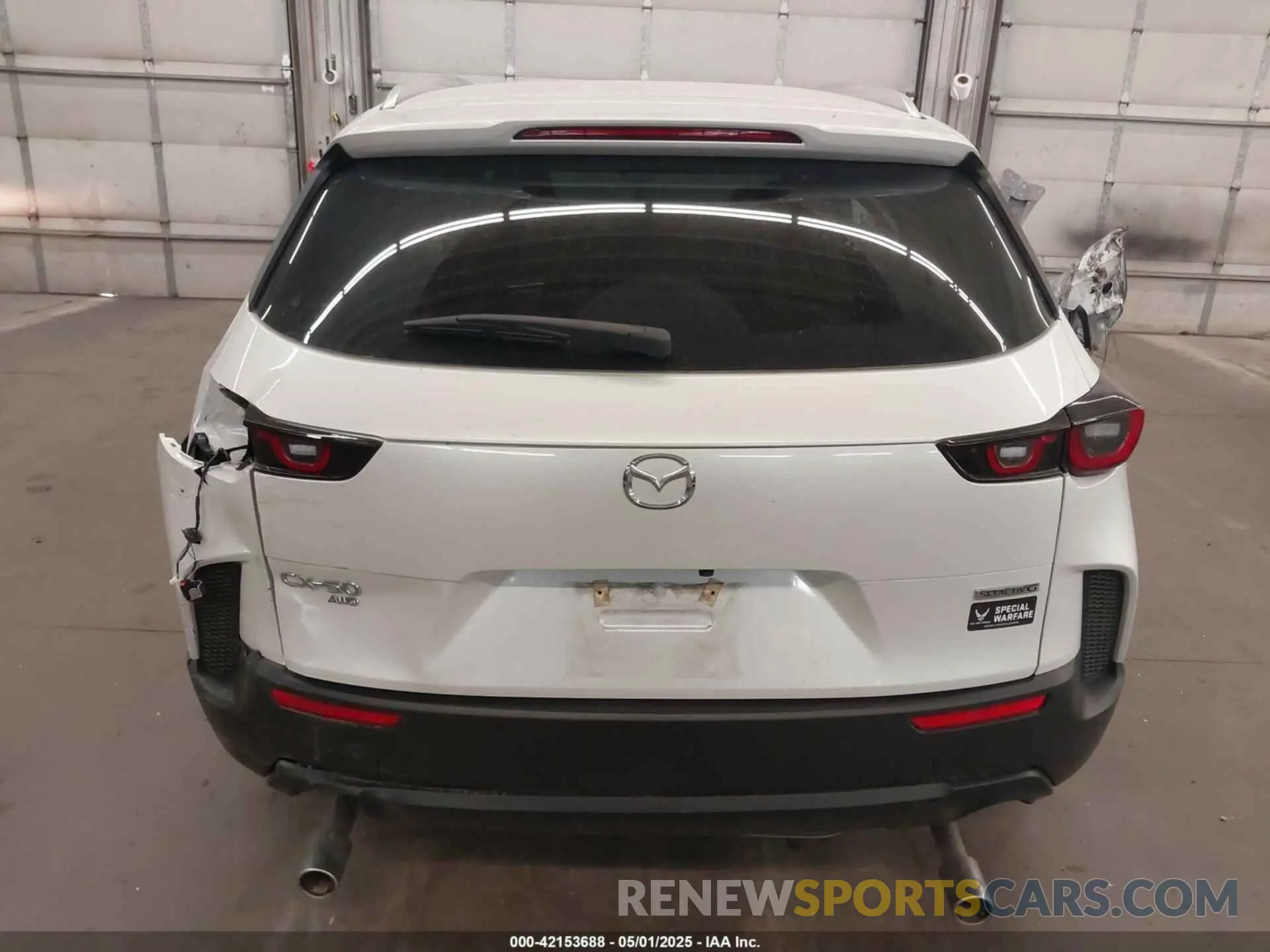 17 Photograph of a damaged car 7MMVABBM3RN243297 MAZDA CX-50 2024