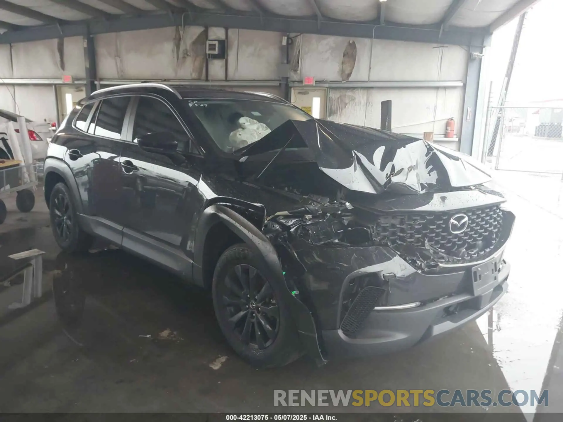 1 Photograph of a damaged car 7MMVABBM4RN161126 MAZDA CX-50 2024