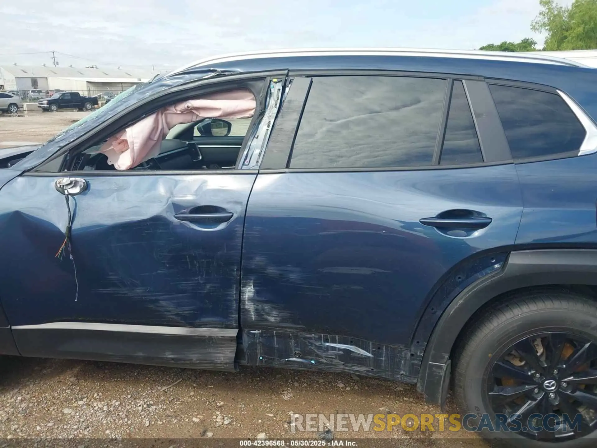 13 Photograph of a damaged car 7MMVABBM4RN181098 MAZDA CX-50 2024