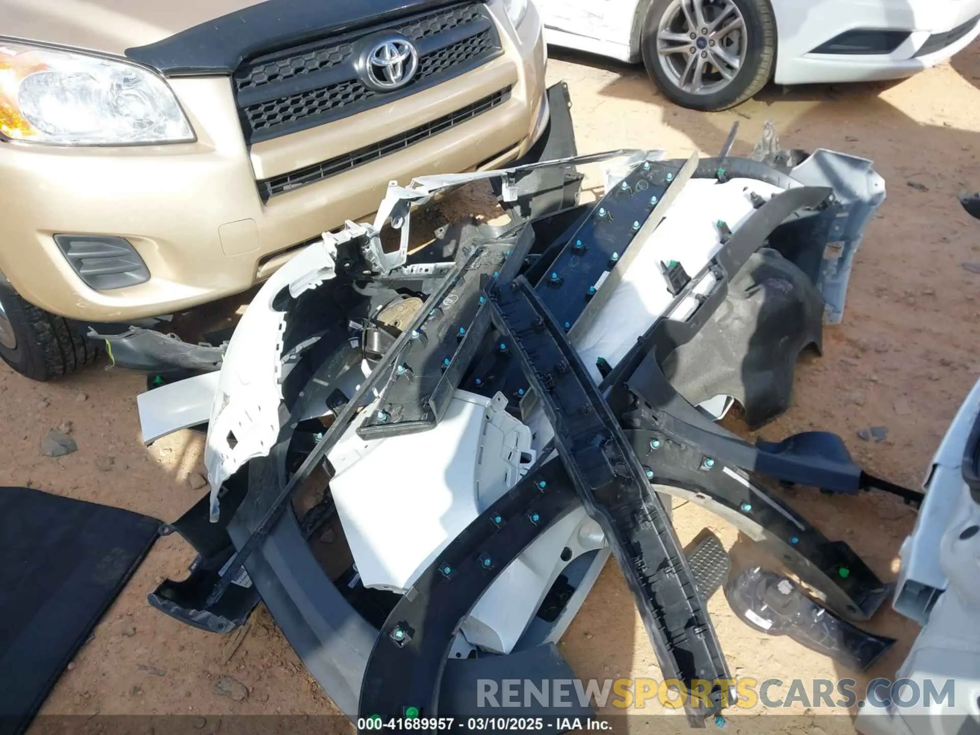 12 Photograph of a damaged car 7MMVABBM4RN242384 MAZDA CX-50 2024