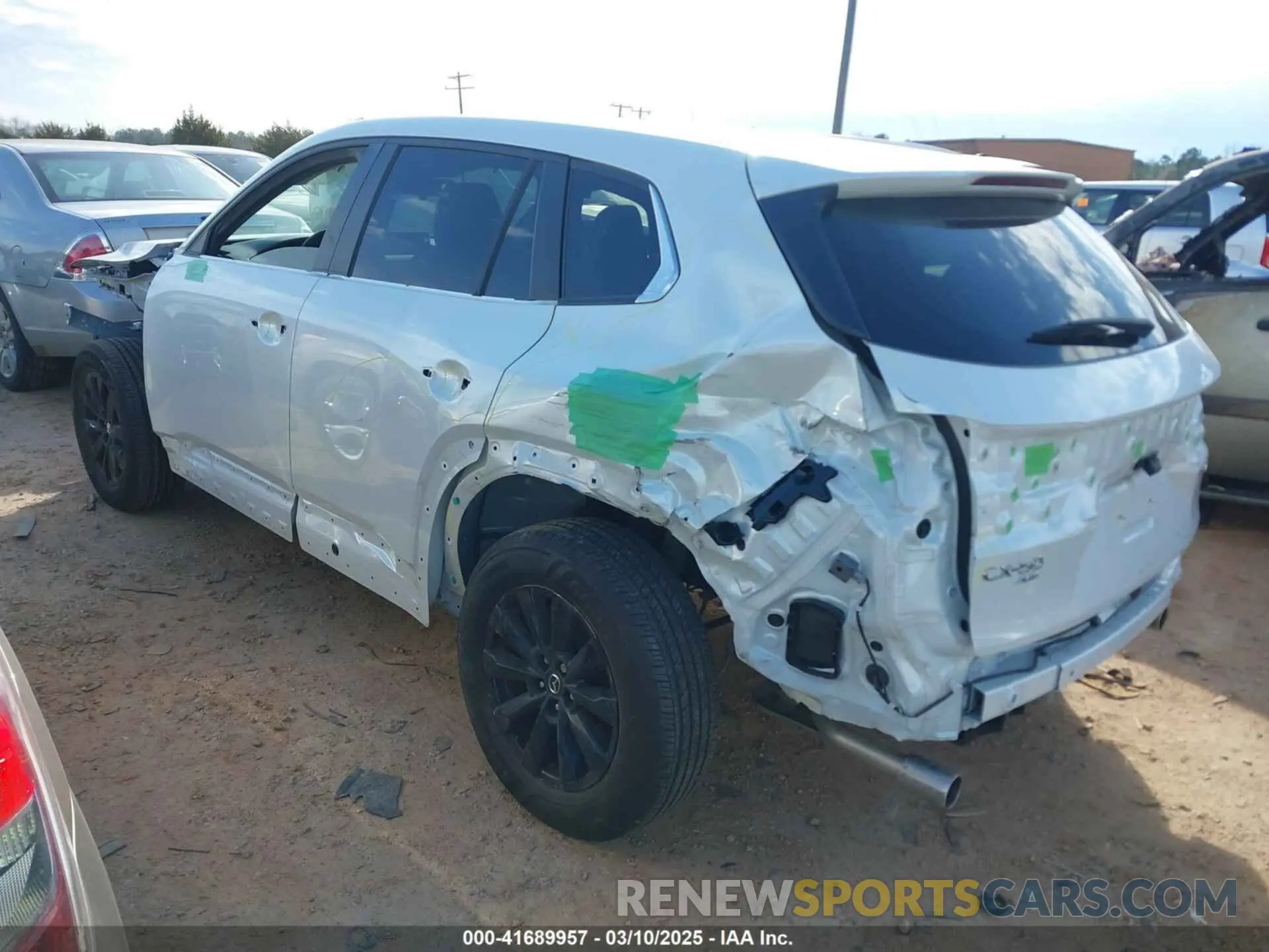 3 Photograph of a damaged car 7MMVABBM4RN242384 MAZDA CX-50 2024