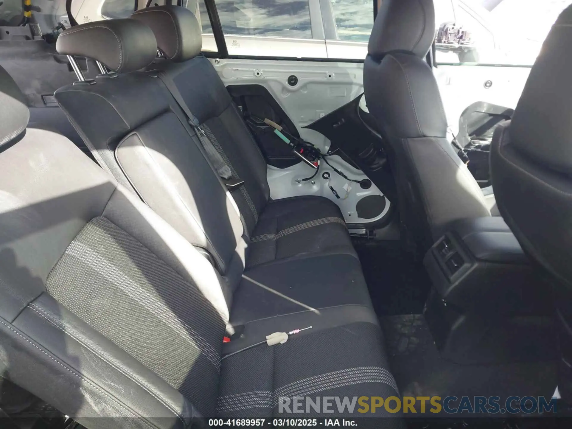 8 Photograph of a damaged car 7MMVABBM4RN242384 MAZDA CX-50 2024
