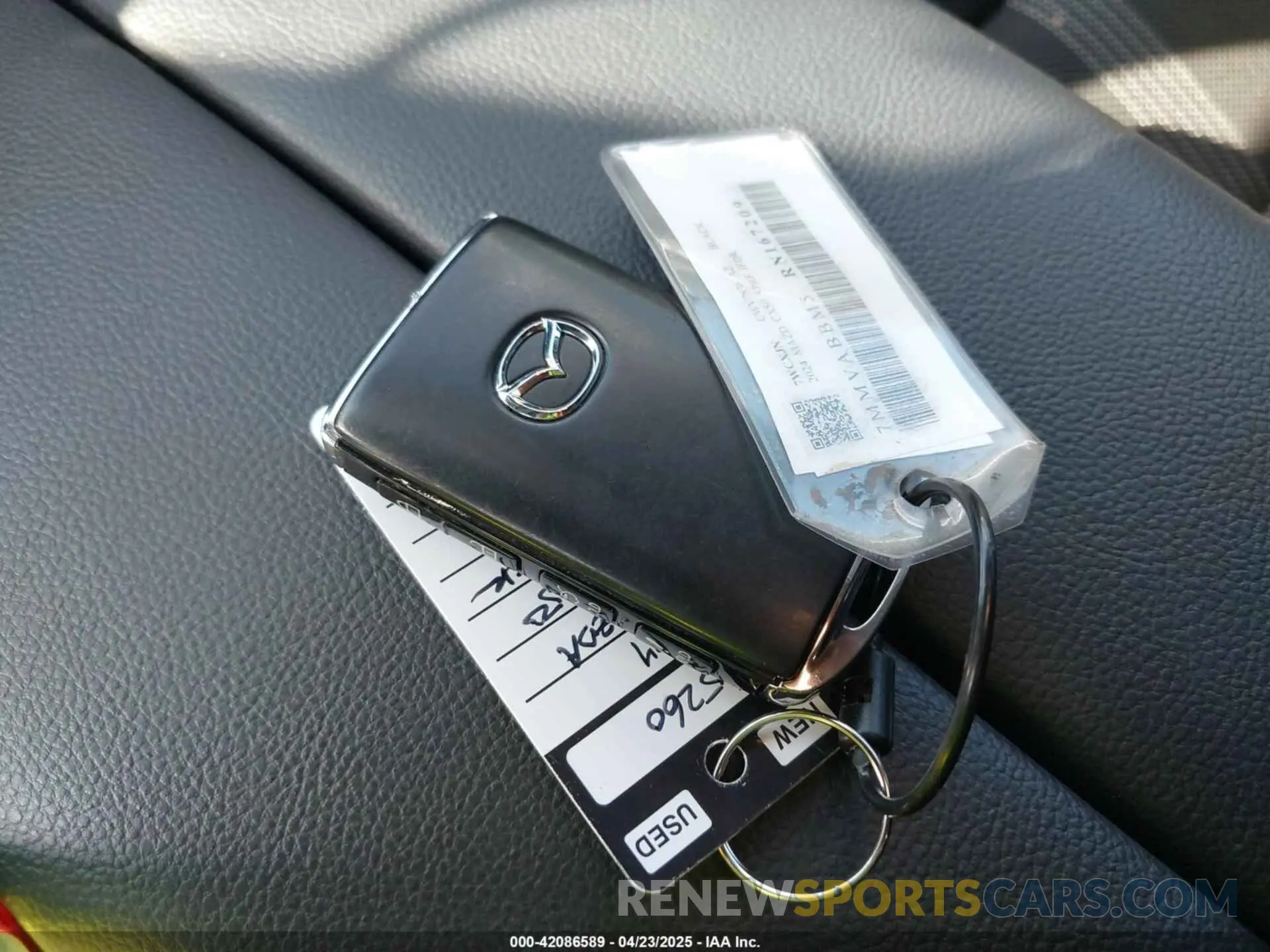 11 Photograph of a damaged car 7MMVABBM5RN167209 MAZDA CX-50 2024