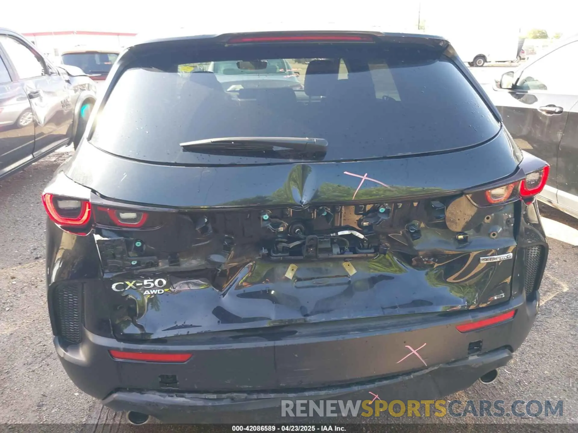 16 Photograph of a damaged car 7MMVABBM5RN167209 MAZDA CX-50 2024