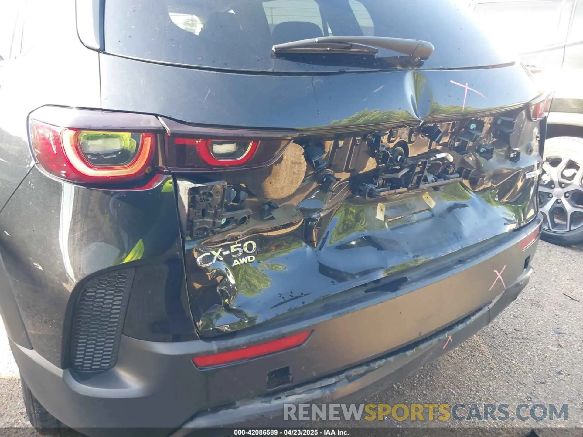 6 Photograph of a damaged car 7MMVABBM5RN167209 MAZDA CX-50 2024