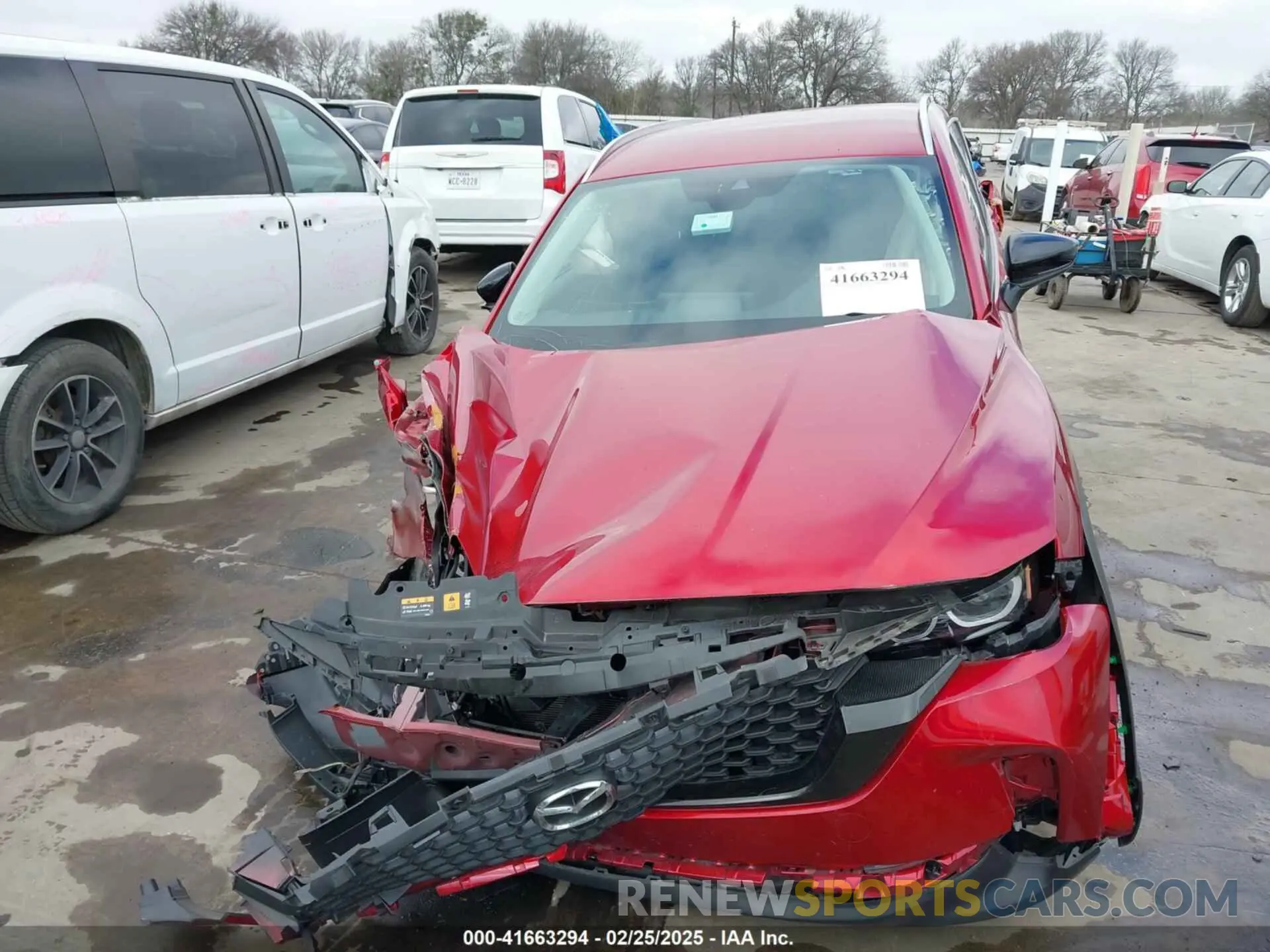 12 Photograph of a damaged car 7MMVABBM6RN175805 MAZDA CX-50 2024