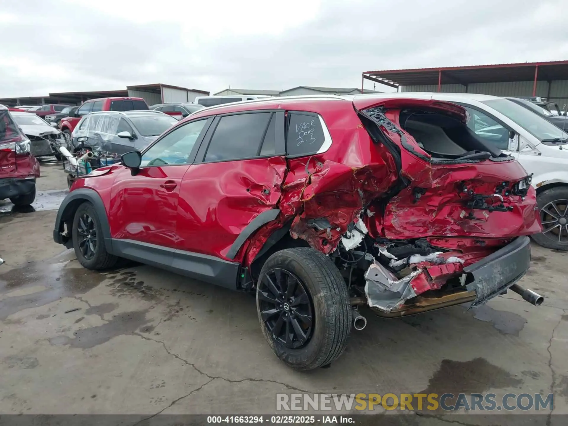 3 Photograph of a damaged car 7MMVABBM6RN175805 MAZDA CX-50 2024
