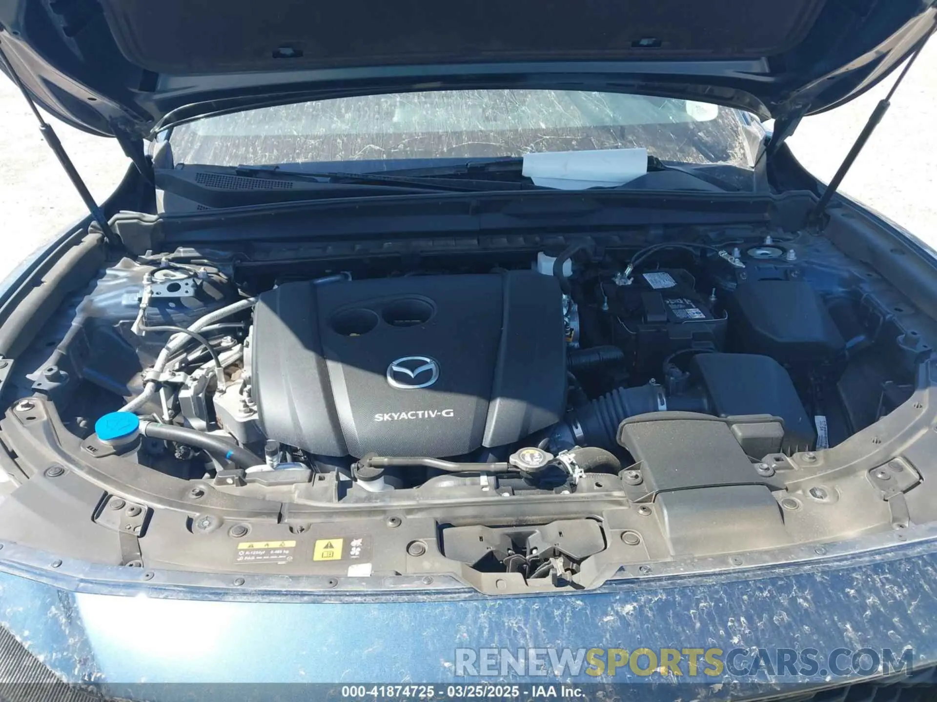 10 Photograph of a damaged car 7MMVABBM6RN181104 MAZDA CX-50 2024