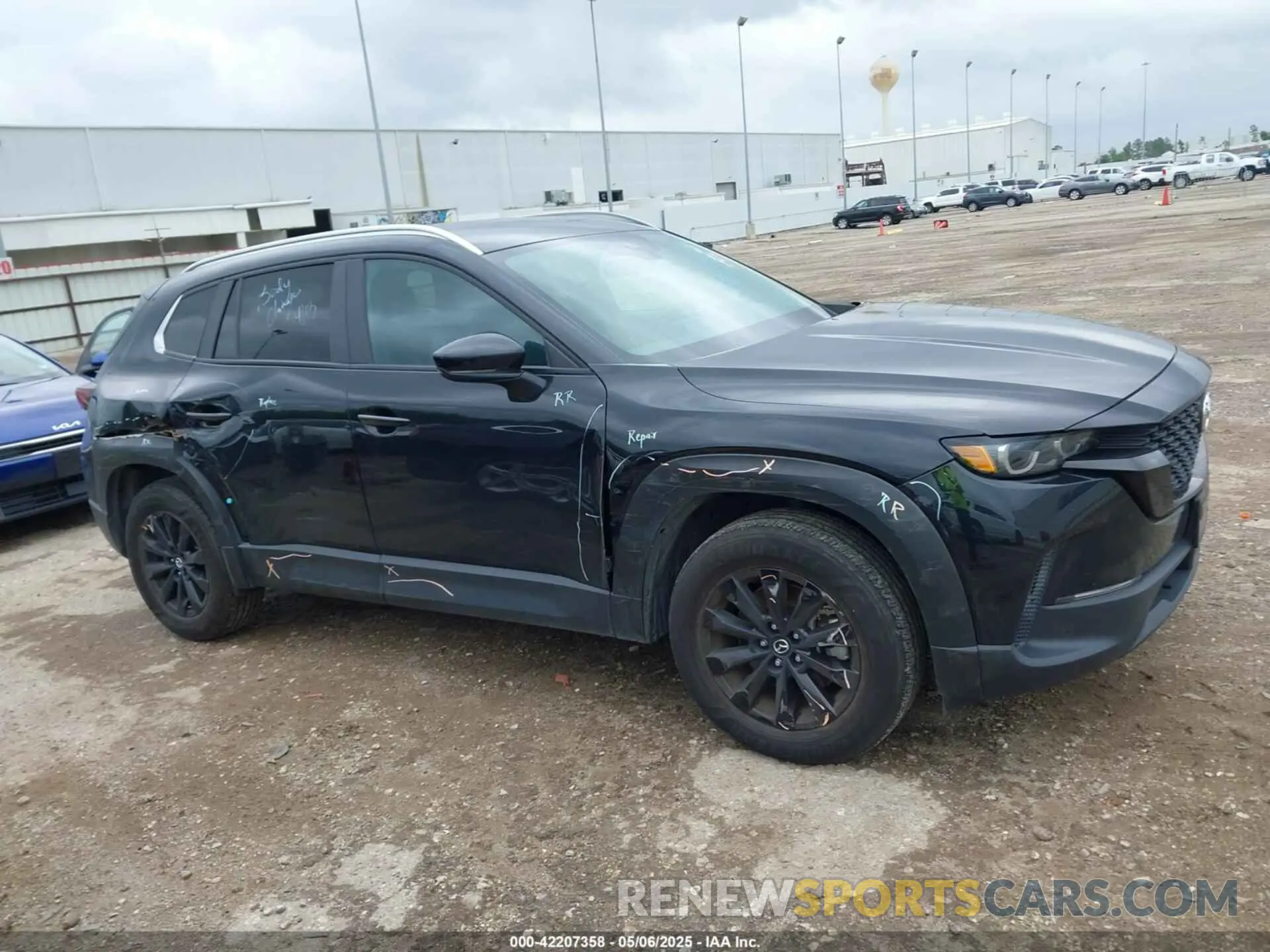 14 Photograph of a damaged car 7MMVABBM8RN175773 MAZDA CX-50 2024