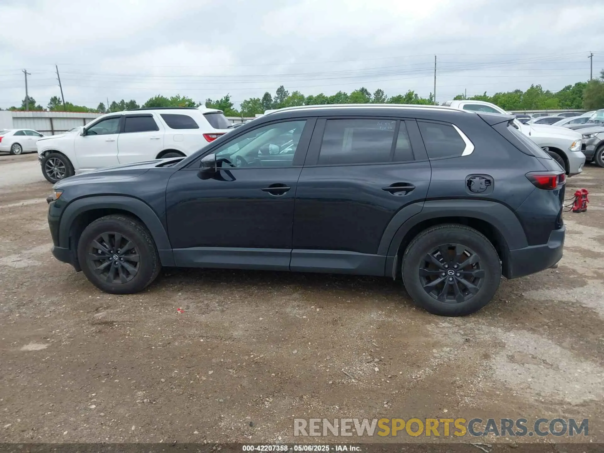 15 Photograph of a damaged car 7MMVABBM8RN175773 MAZDA CX-50 2024