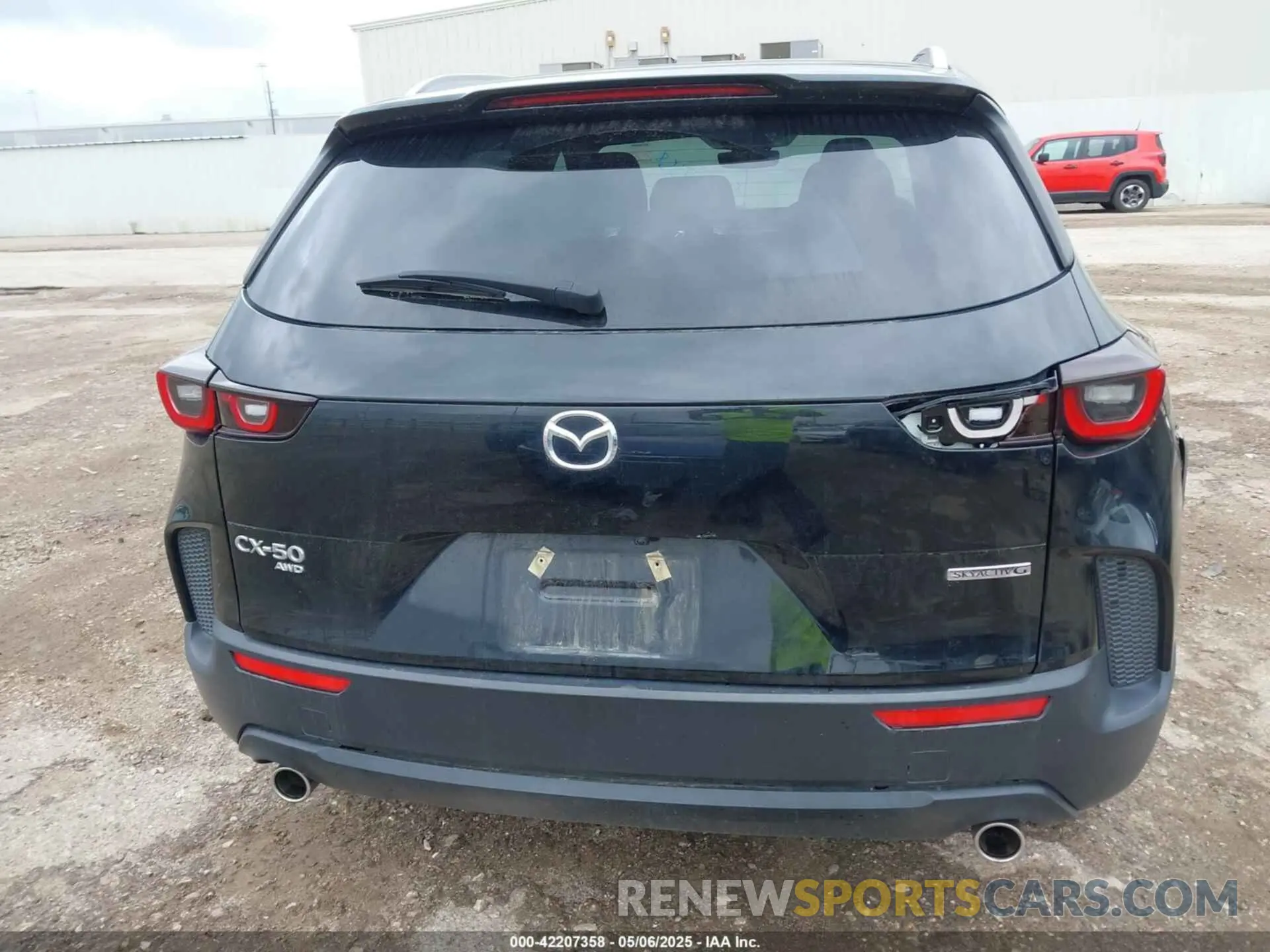 17 Photograph of a damaged car 7MMVABBM8RN175773 MAZDA CX-50 2024
