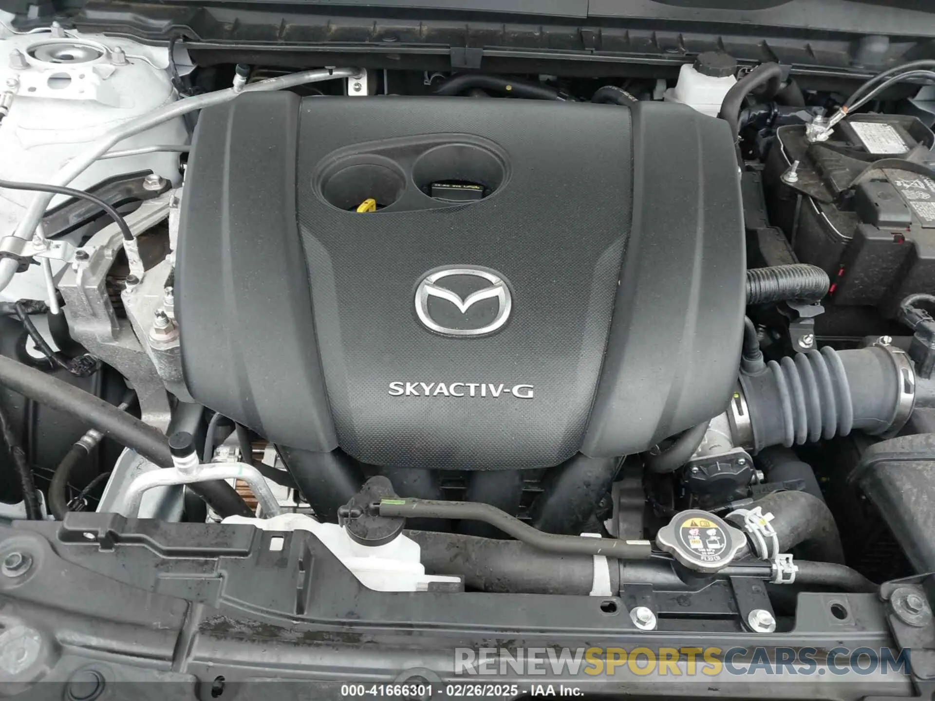 10 Photograph of a damaged car 7MMVABBM8RN181296 MAZDA CX-50 2024
