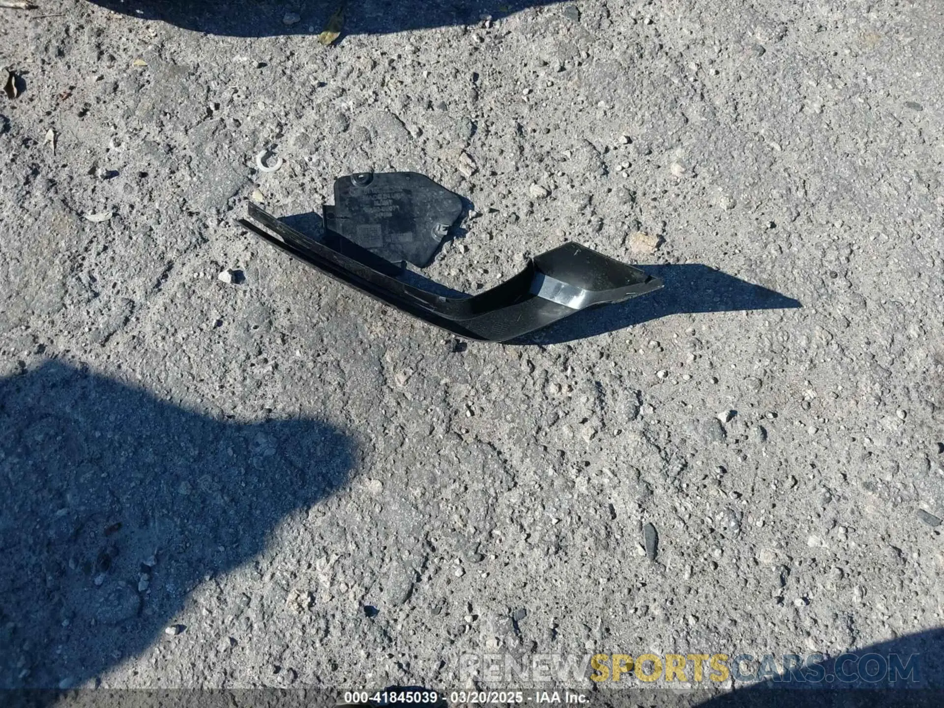 12 Photograph of a damaged car 7MMVABBM8RN215110 MAZDA CX-50 2024