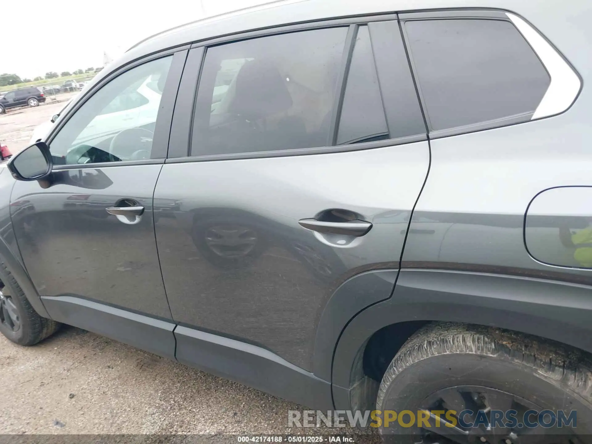 14 Photograph of a damaged car 7MMVABBMXRN183342 MAZDA CX-50 2024