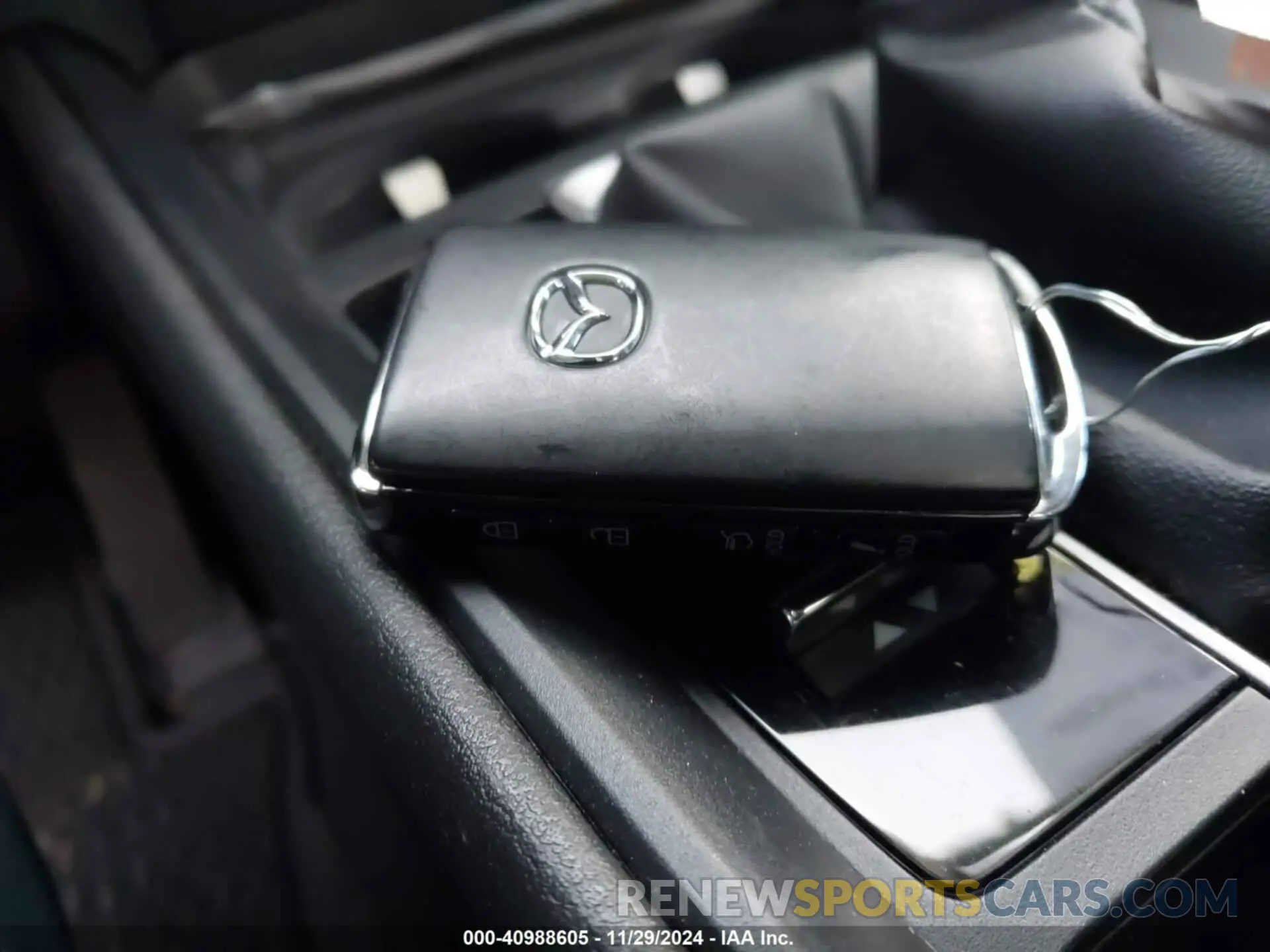 11 Photograph of a damaged car 7MMVABDM0RN239303 MAZDA CX-50 2024