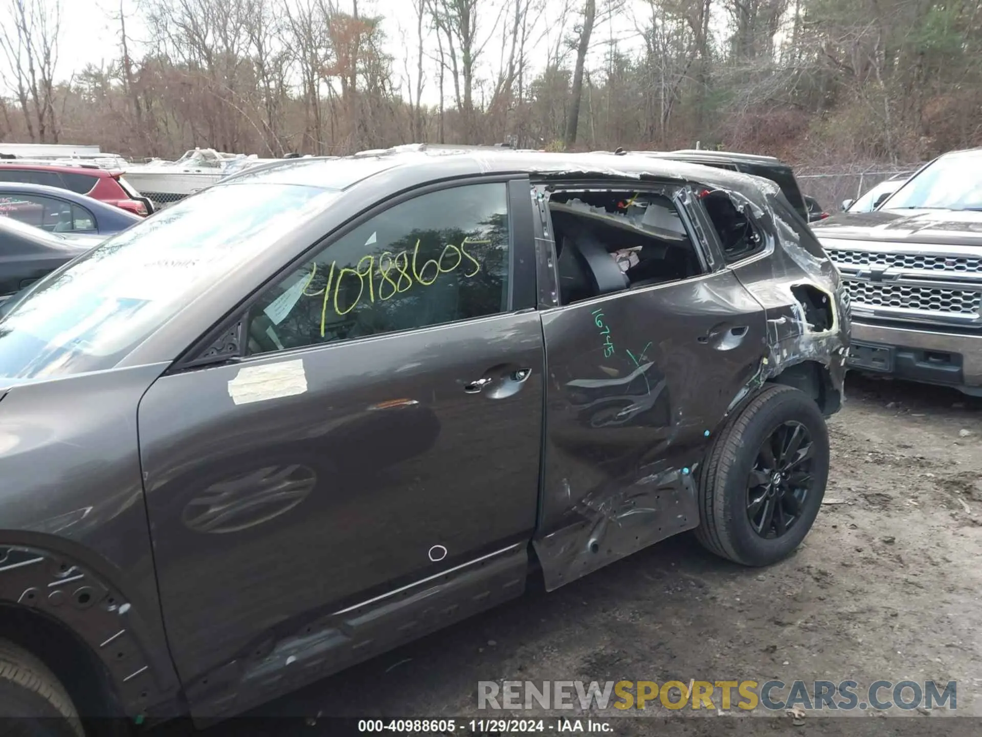 6 Photograph of a damaged car 7MMVABDM0RN239303 MAZDA CX-50 2024