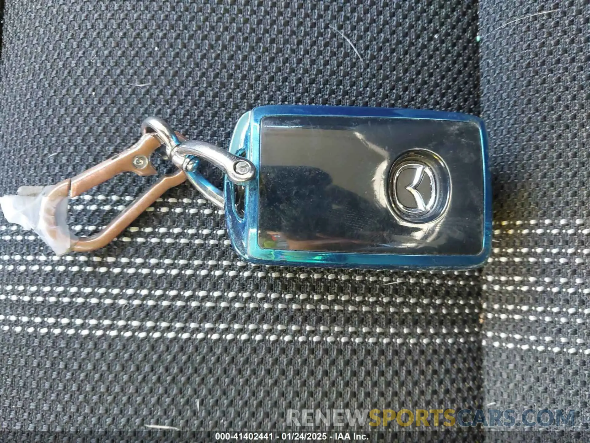 11 Photograph of a damaged car 7MMVABDM1RN203717 MAZDA CX-50 2024