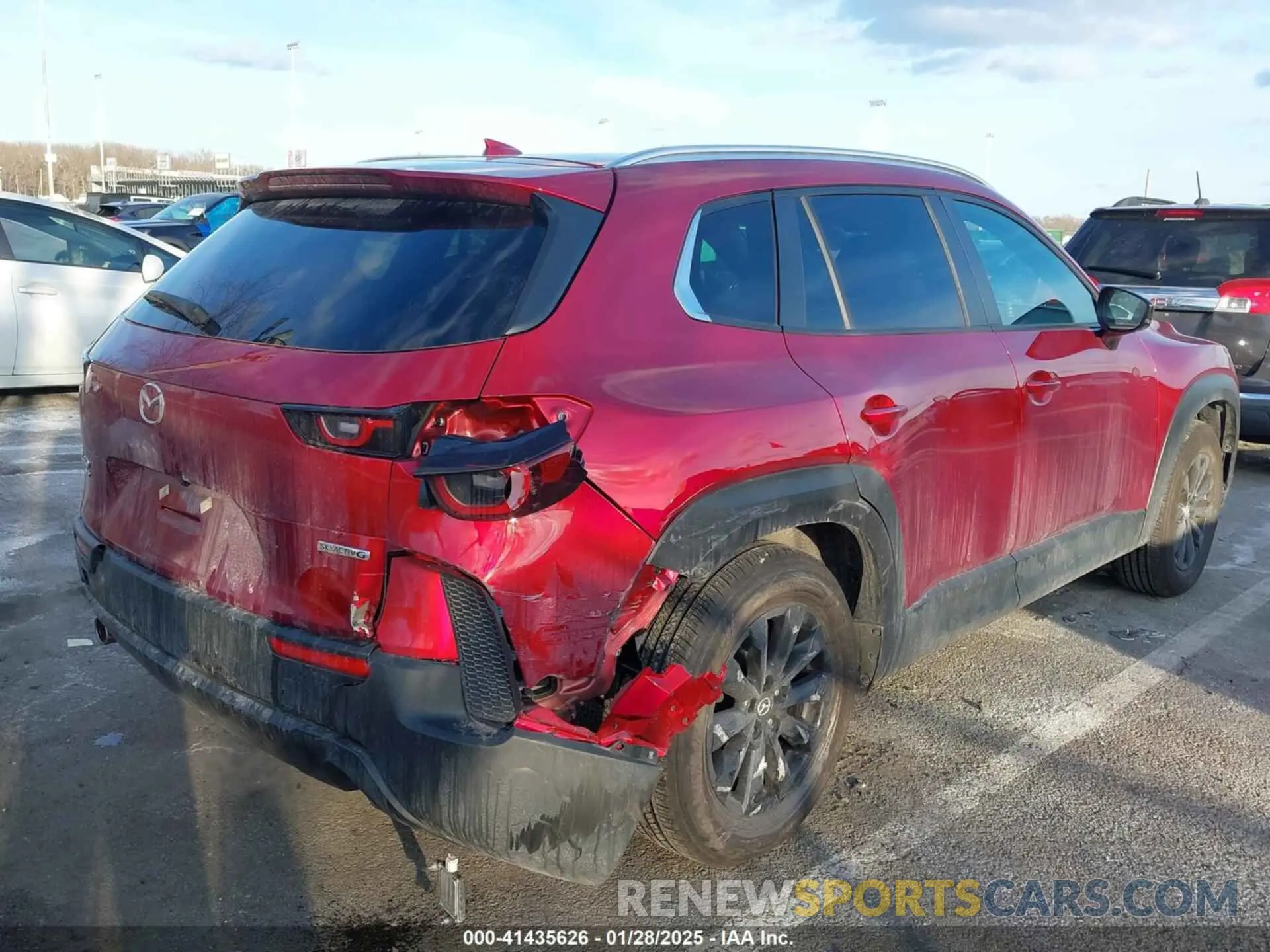 6 Photograph of a damaged car 7MMVABDM2RN219036 MAZDA CX-50 2024
