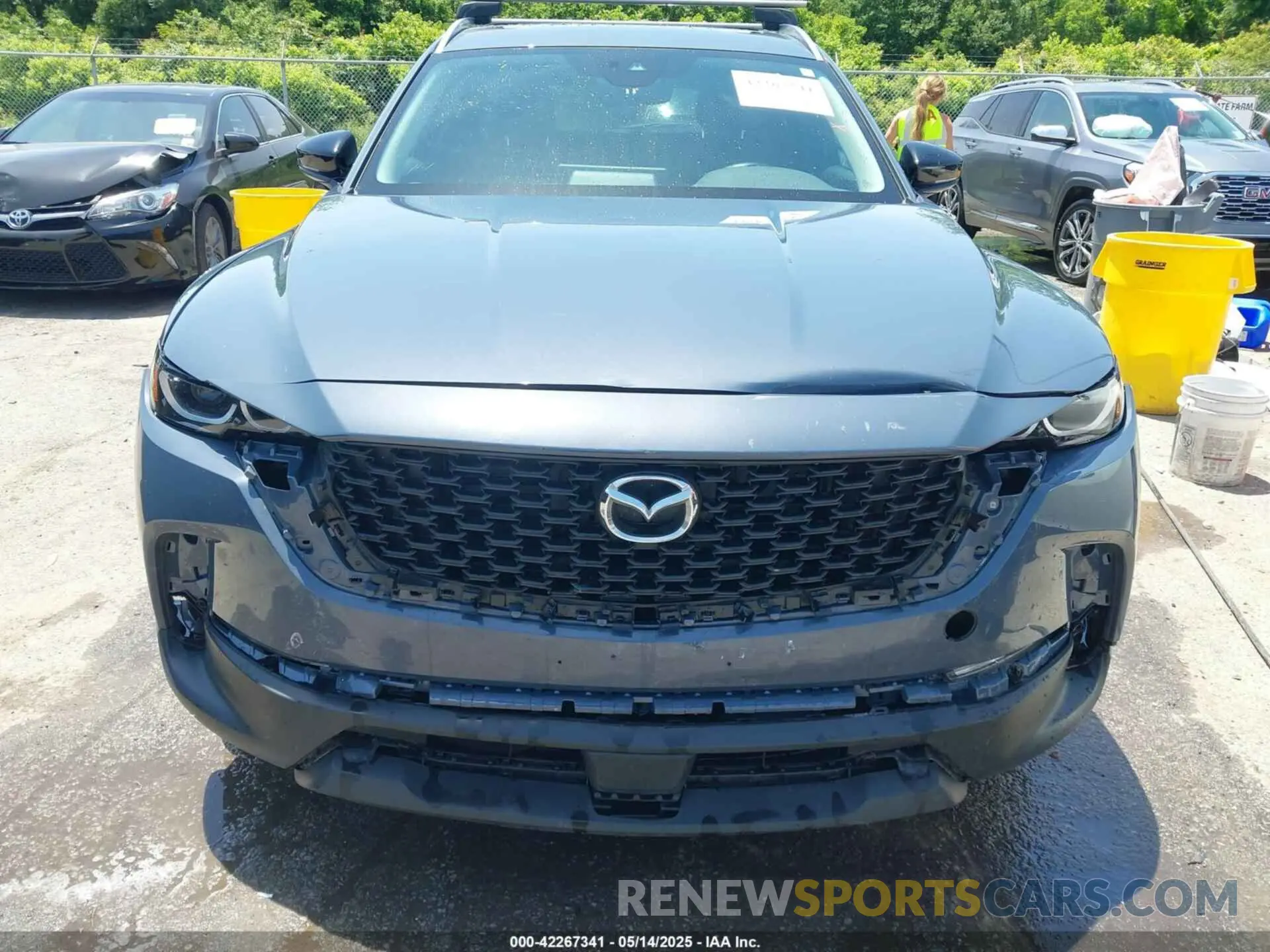 12 Photograph of a damaged car 7MMVABDM3RN196530 MAZDA CX-50 2024