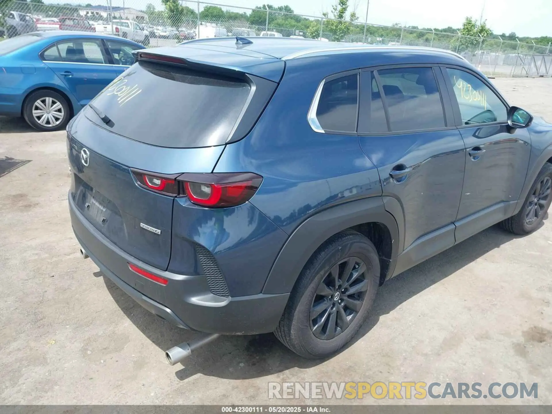 4 Photograph of a damaged car 7MMVABDM4RN157011 MAZDA CX-50 2024