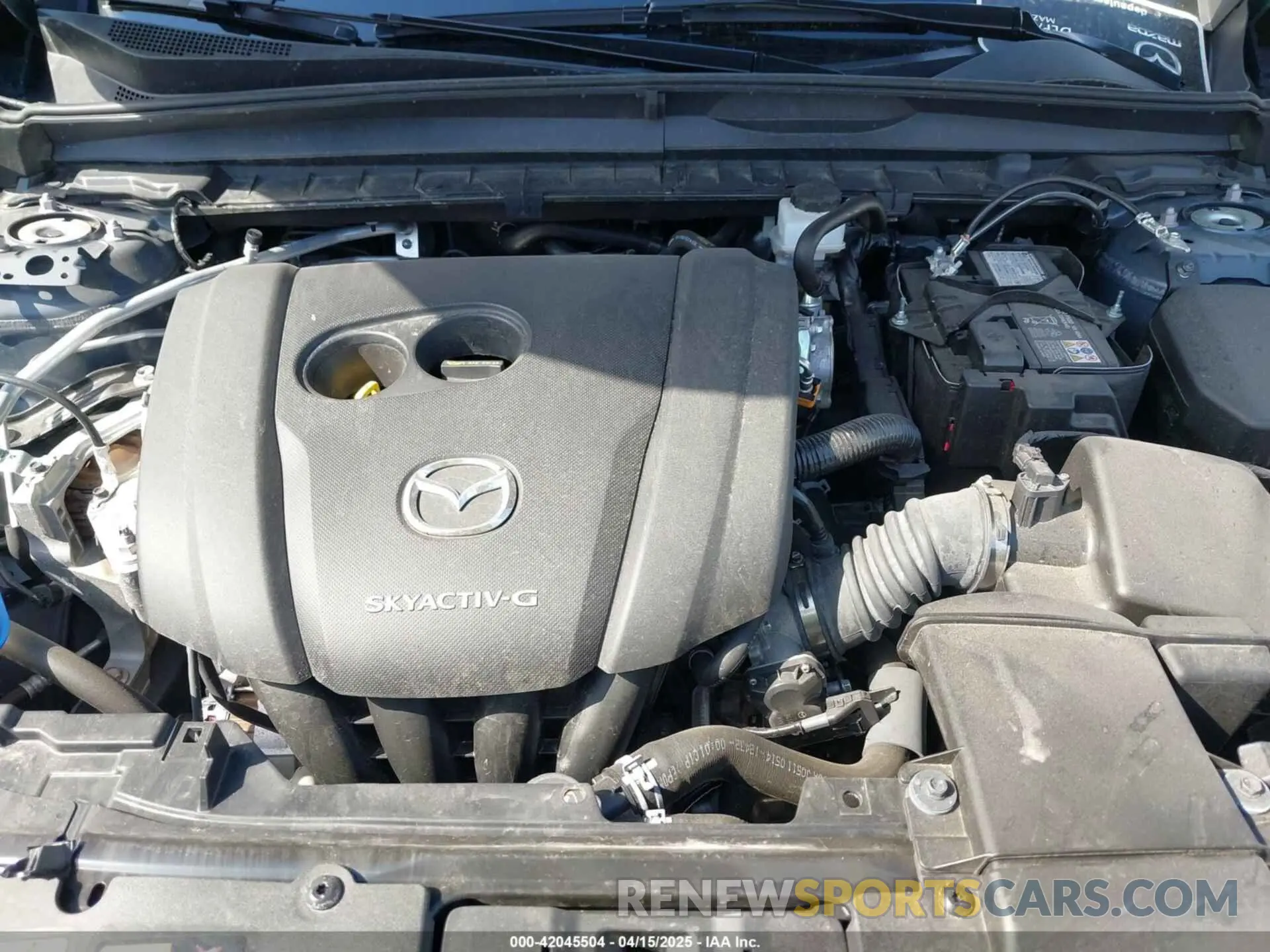 10 Photograph of a damaged car 7MMVABDM5RN204336 MAZDA CX-50 2024