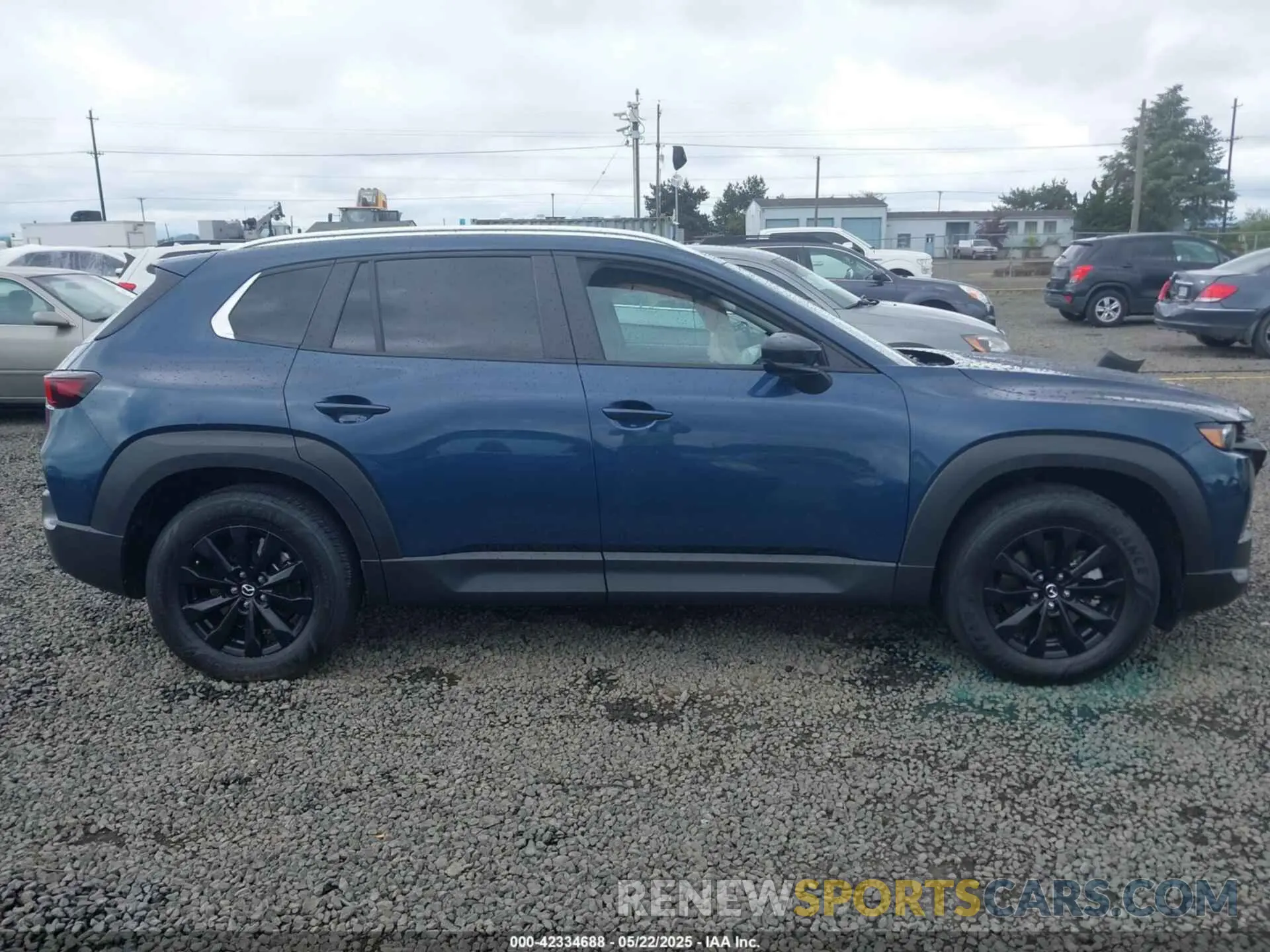 12 Photograph of a damaged car 7MMVABDM7RN187975 MAZDA CX-50 2024