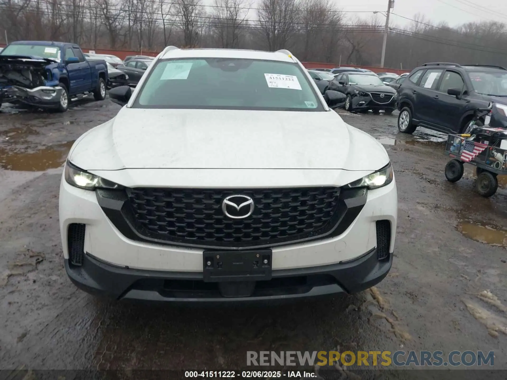12 Photograph of a damaged car 7MMVABDM8RN162809 MAZDA CX-50 2024