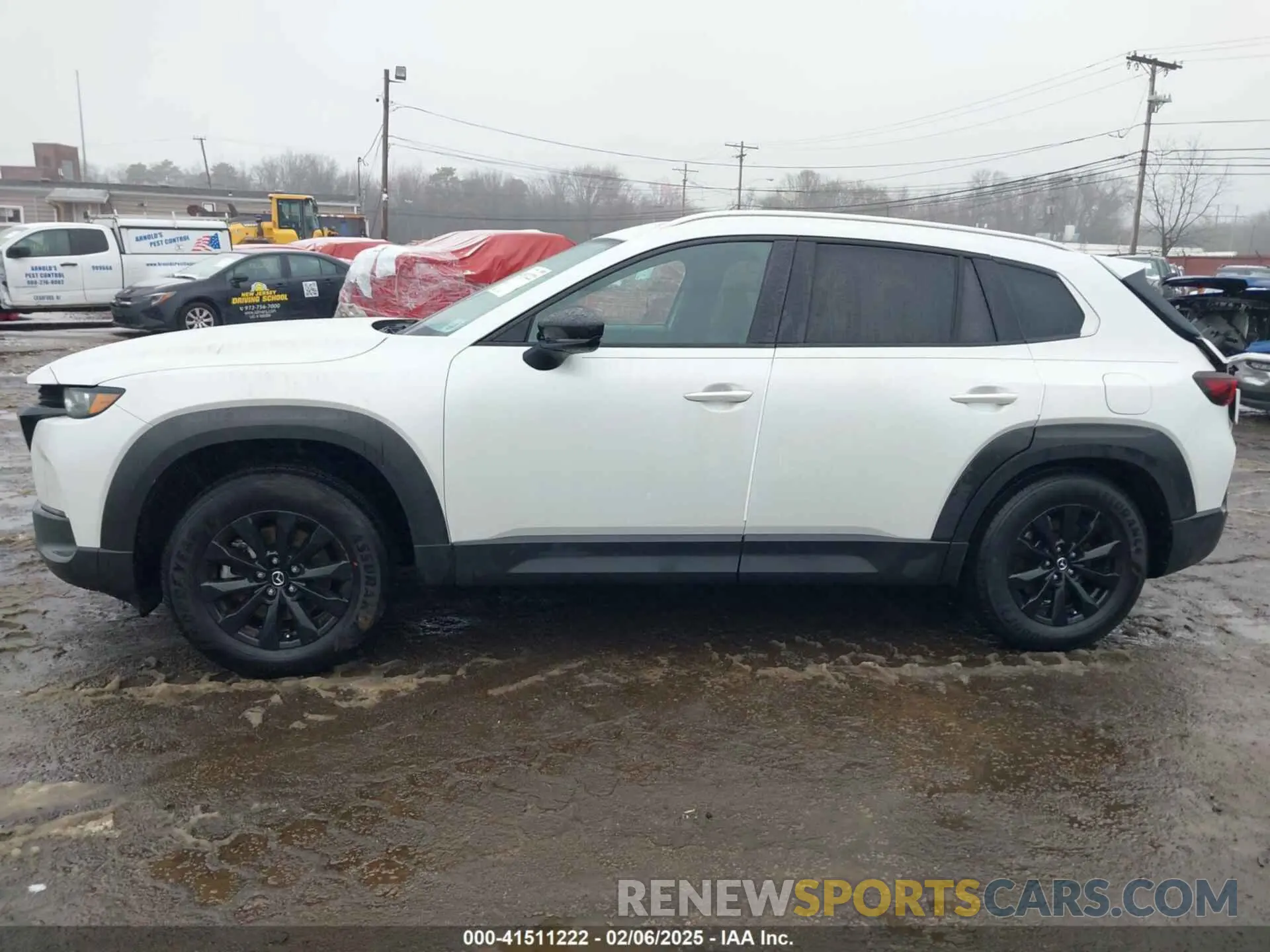 14 Photograph of a damaged car 7MMVABDM8RN162809 MAZDA CX-50 2024
