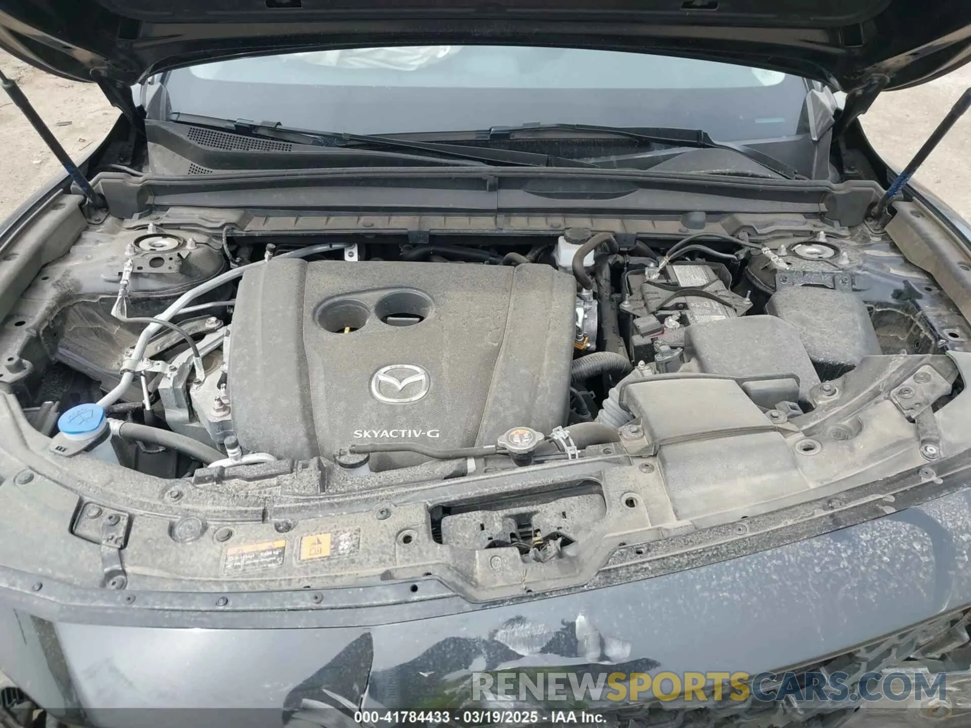 10 Photograph of a damaged car 7MMVABDM9RN155593 MAZDA CX-50 2024