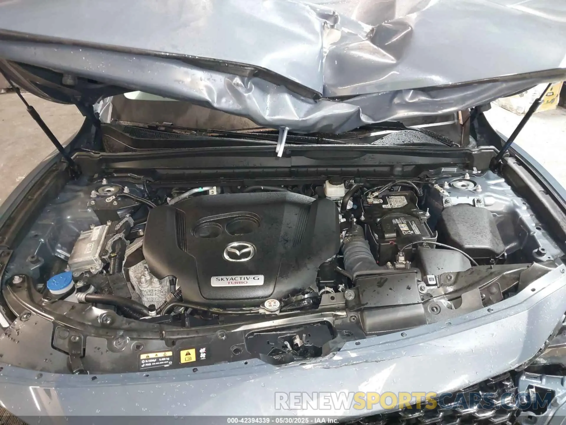 10 Photograph of a damaged car 7MMVABDY4RN179707 MAZDA CX-50 2024