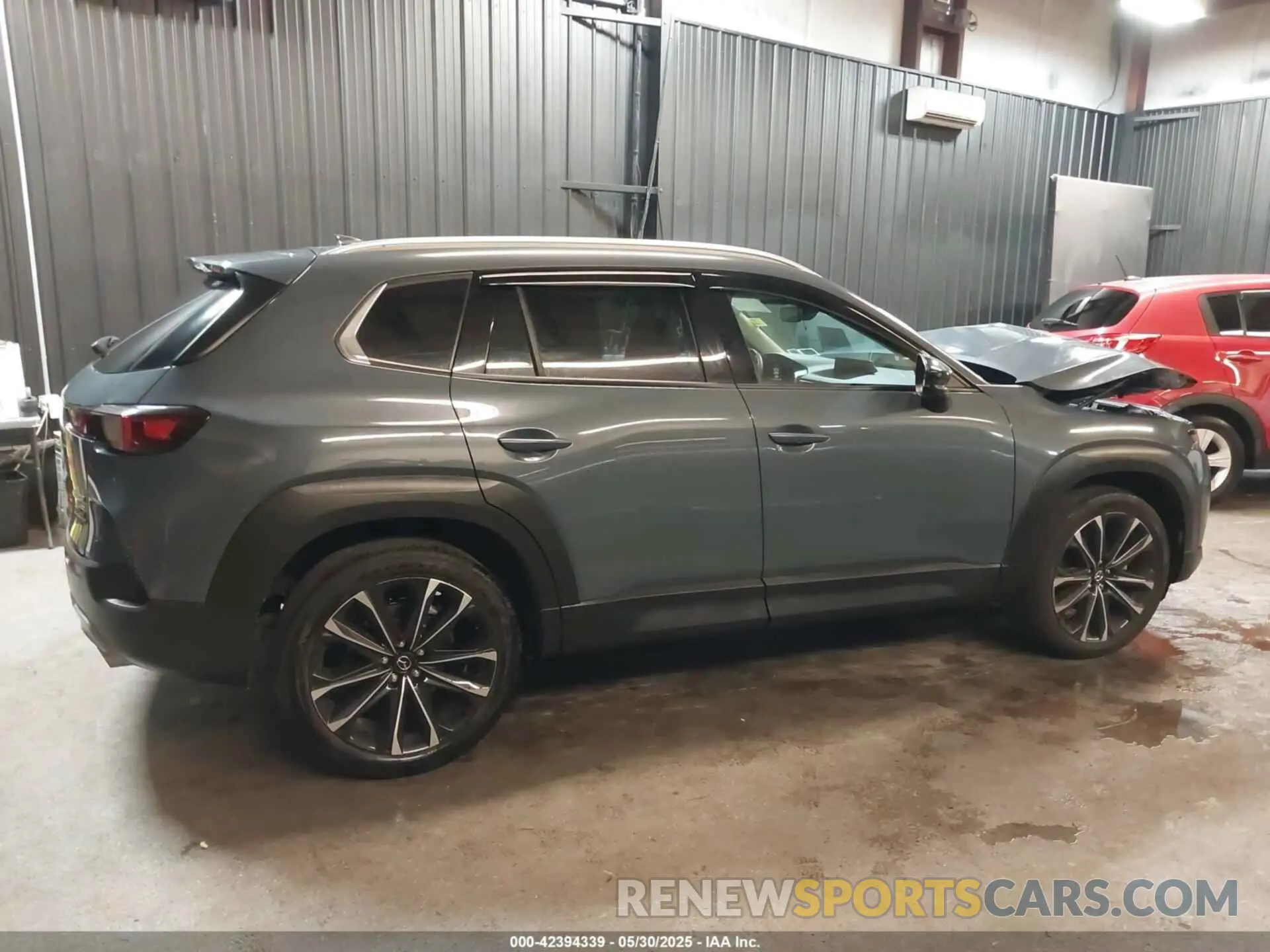 13 Photograph of a damaged car 7MMVABDY4RN179707 MAZDA CX-50 2024