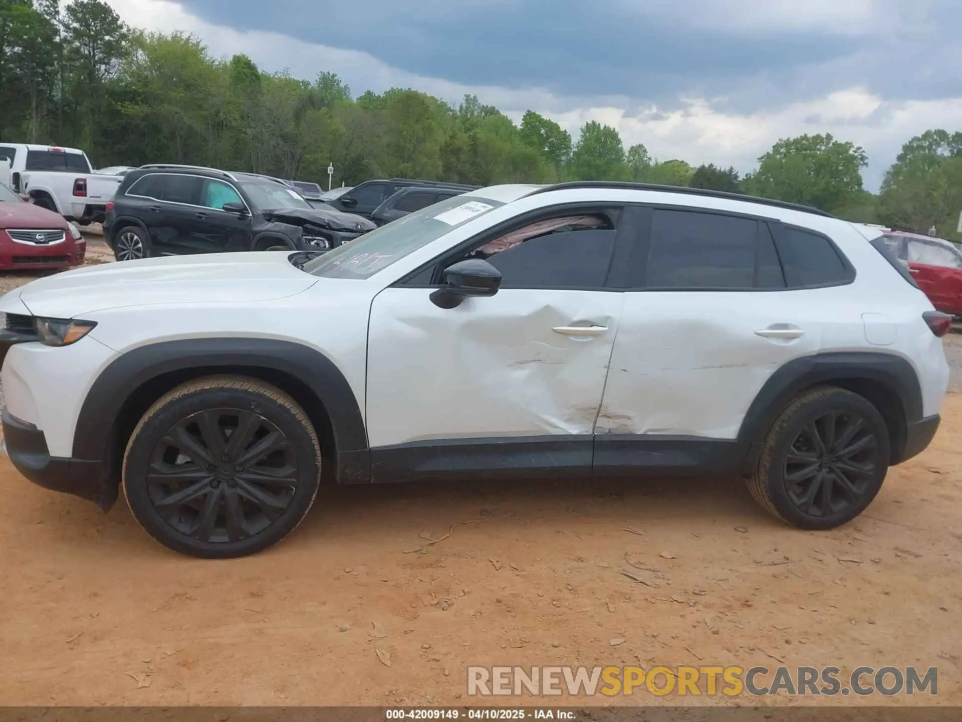 14 Photograph of a damaged car 7MMVABDY8RN209081 MAZDA CX-50 2024