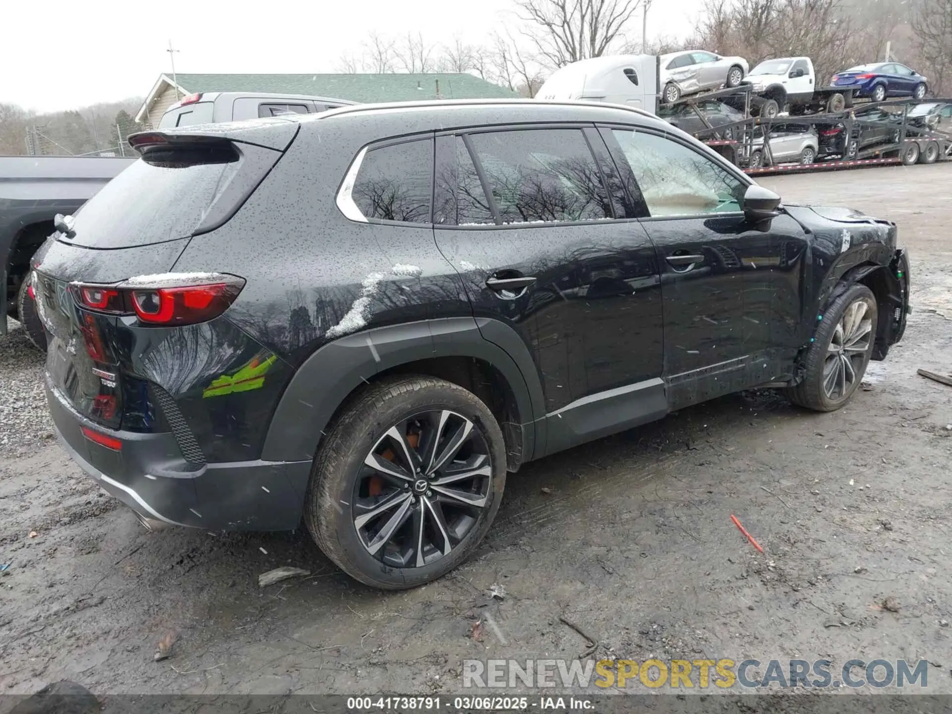 4 Photograph of a damaged car 7MMVABDYXRN180263 MAZDA CX-50 2024