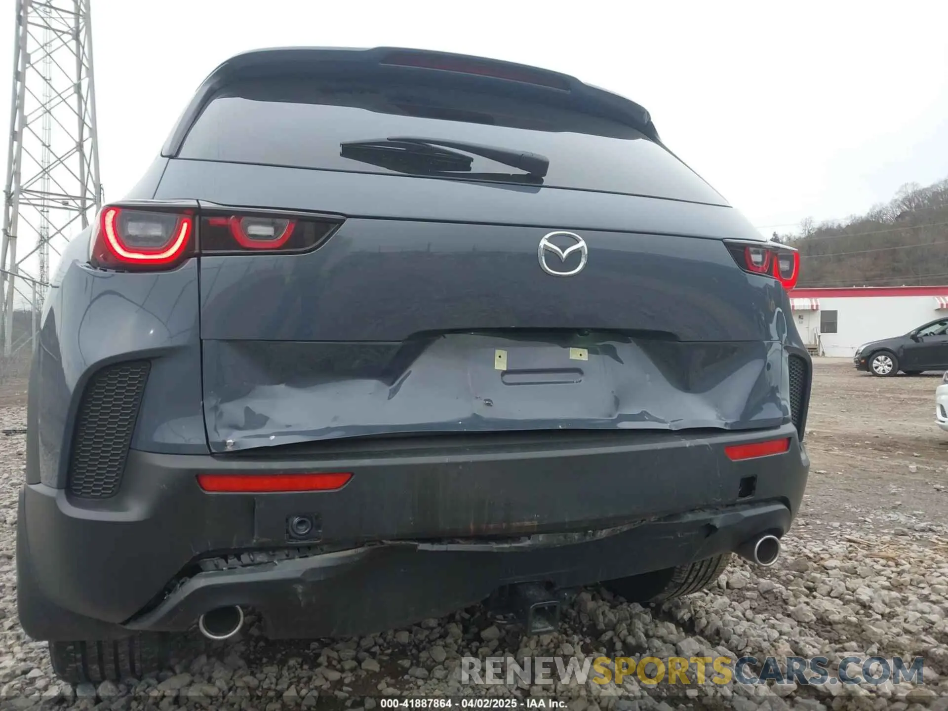 6 Photograph of a damaged car 7MMVABEMXRN240926 MAZDA CX-50 2024