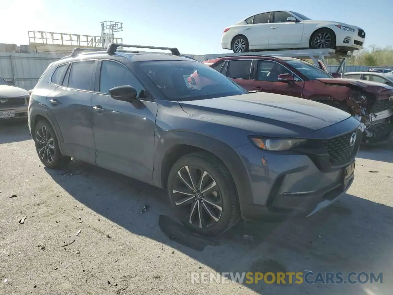 4 Photograph of a damaged car 7MMVABXY0RN156985 MAZDA CX-50 2024