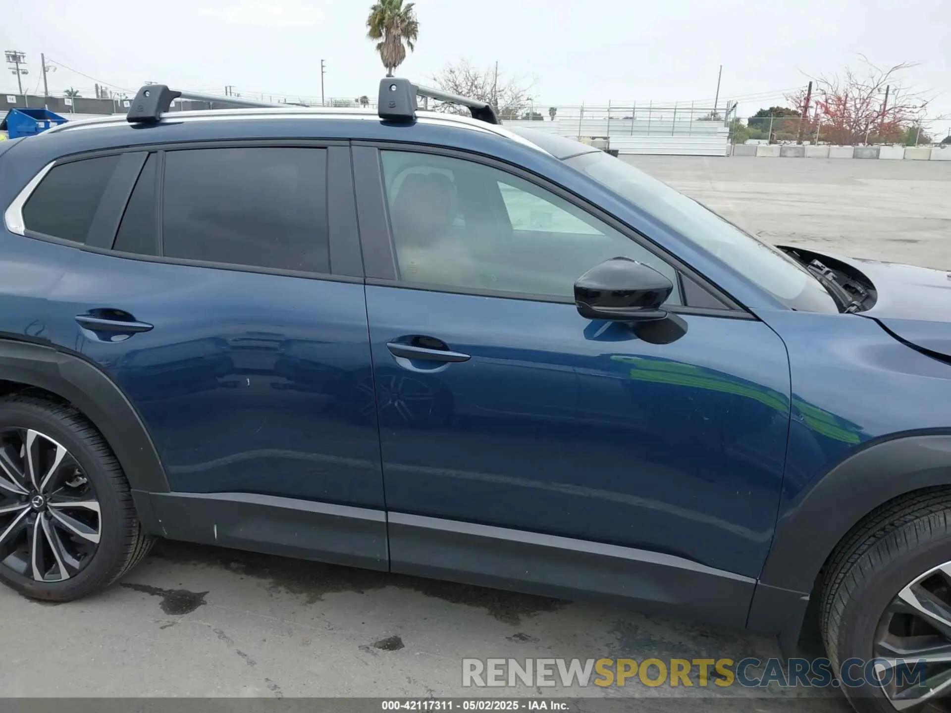 13 Photograph of a damaged car 7MMVABXY1RN237106 MAZDA CX-50 2024