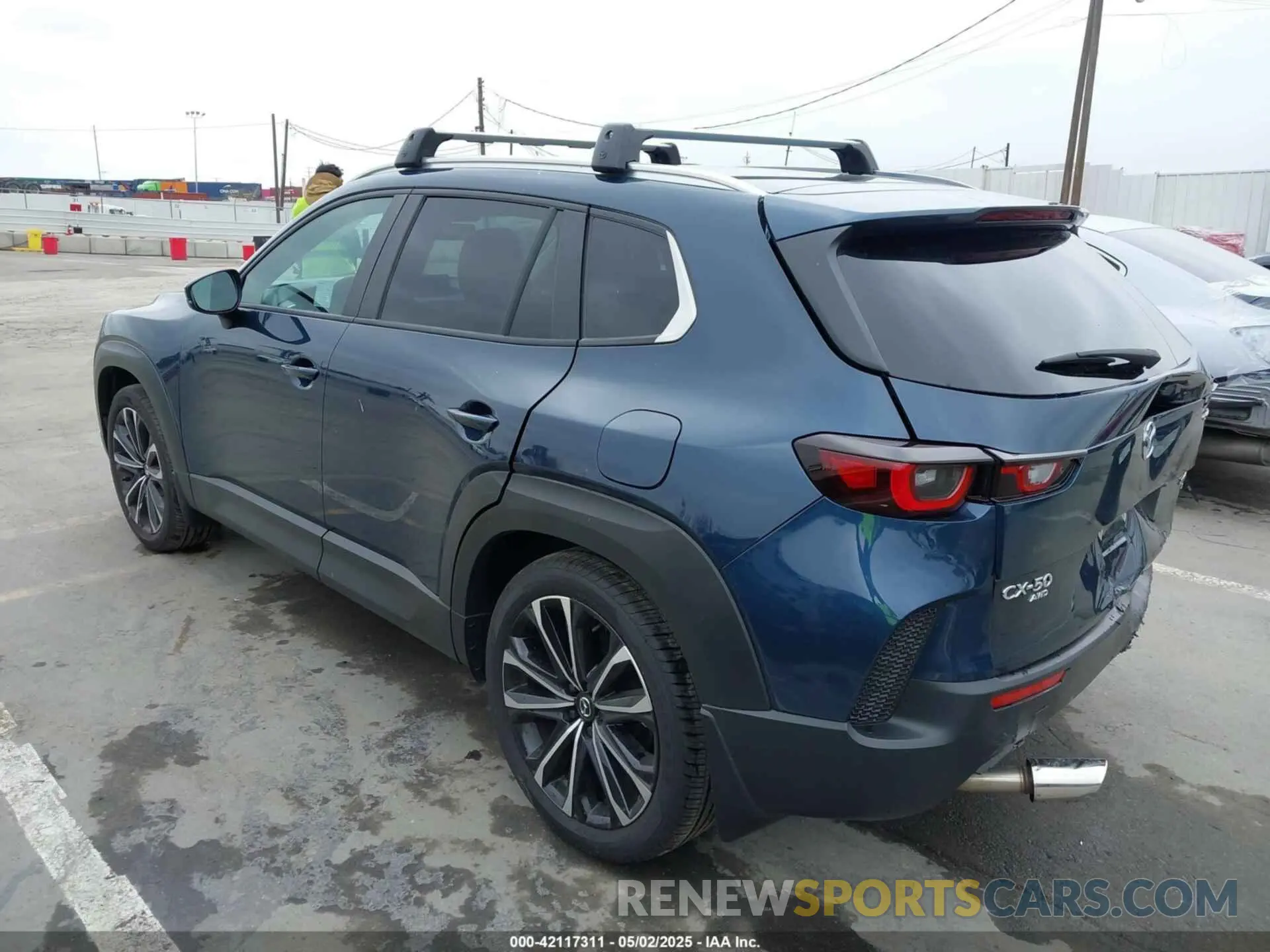 3 Photograph of a damaged car 7MMVABXY1RN237106 MAZDA CX-50 2024