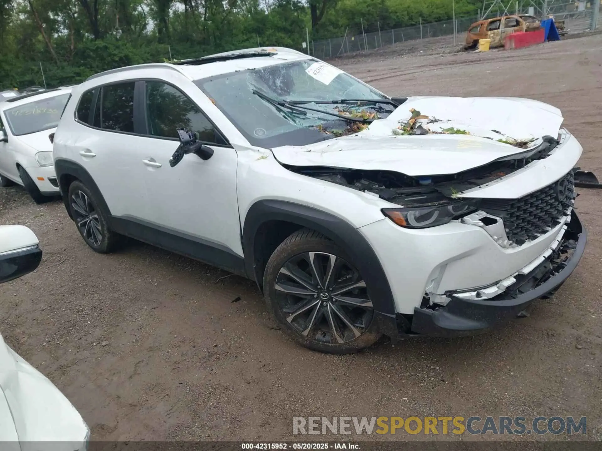 1 Photograph of a damaged car 7MMVABXY5RN179095 MAZDA CX-50 2024