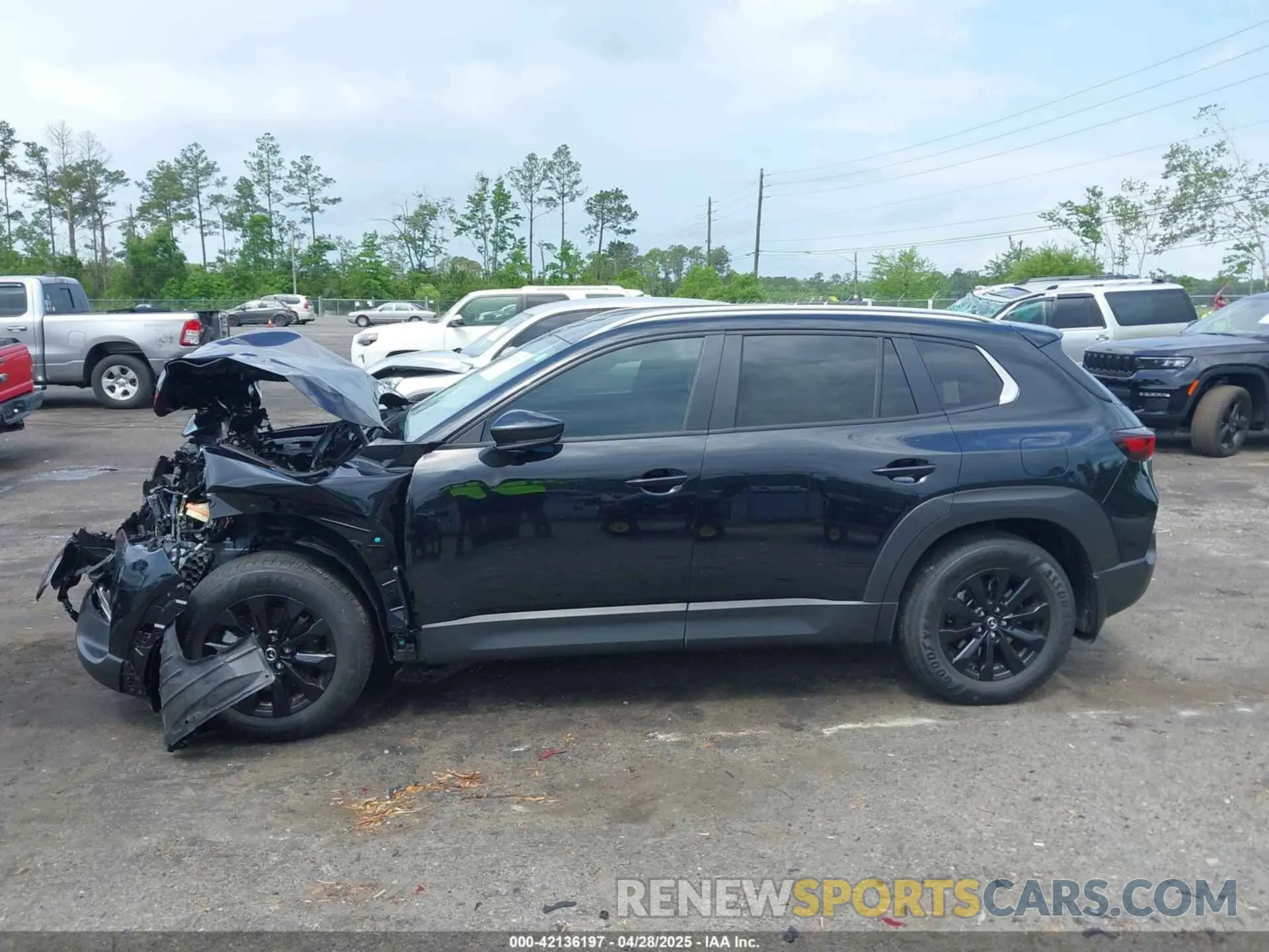 14 Photograph of a damaged car 7MMVABAMXSN326118 MAZDA CX-50 2025
