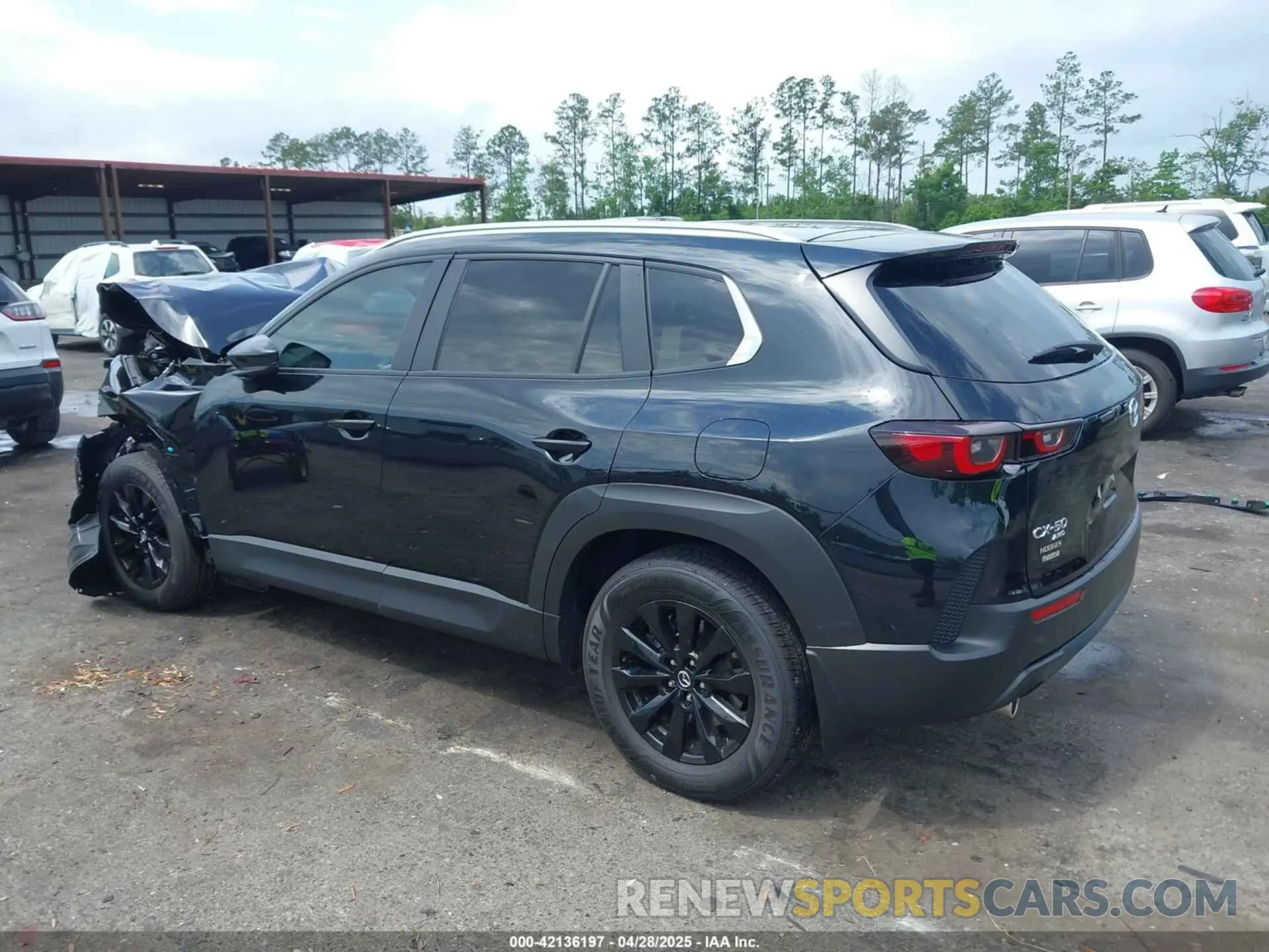 3 Photograph of a damaged car 7MMVABAMXSN326118 MAZDA CX-50 2025