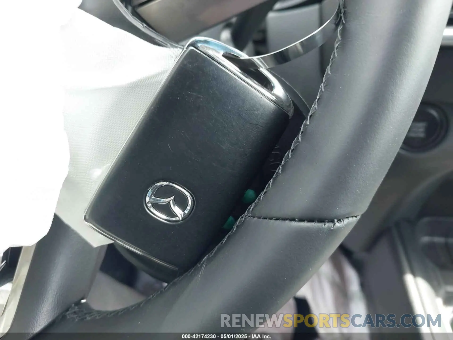 11 Photograph of a damaged car 7MMVABBM1SN346708 MAZDA CX-50 2025