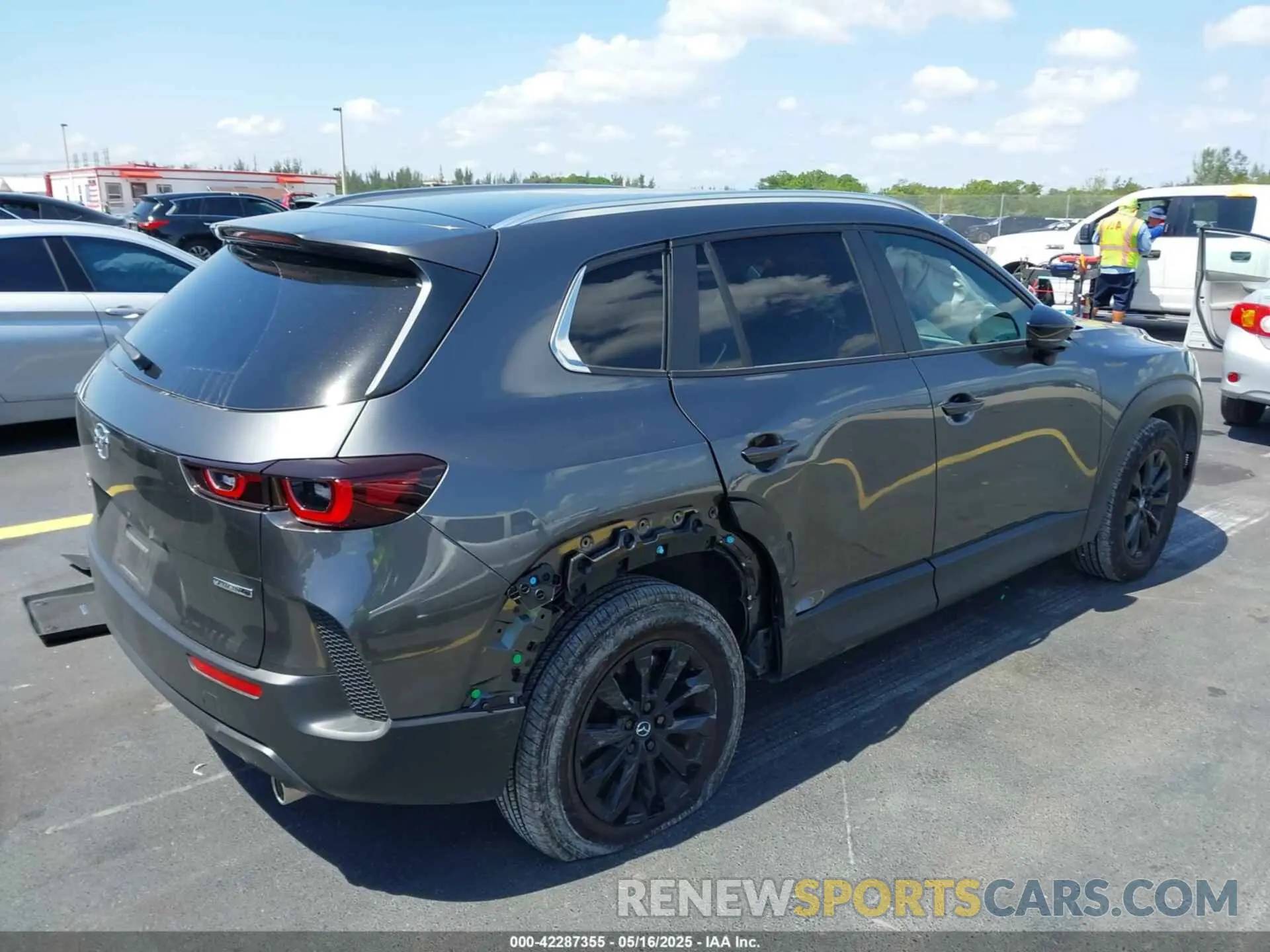 4 Photograph of a damaged car 7MMVABBM9SN316758 MAZDA CX-50 2025